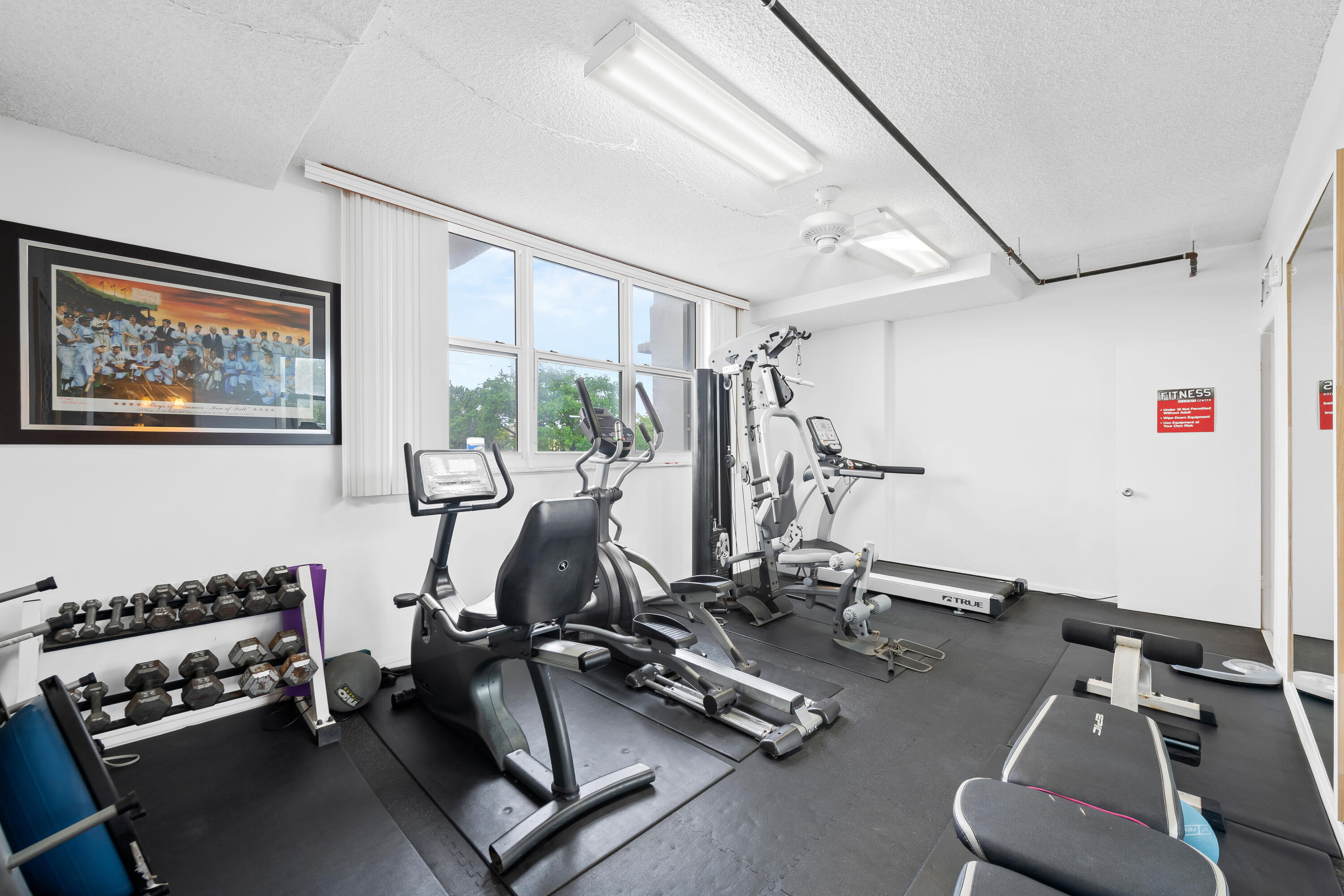 INTRACOASTAL TOWER - Residential