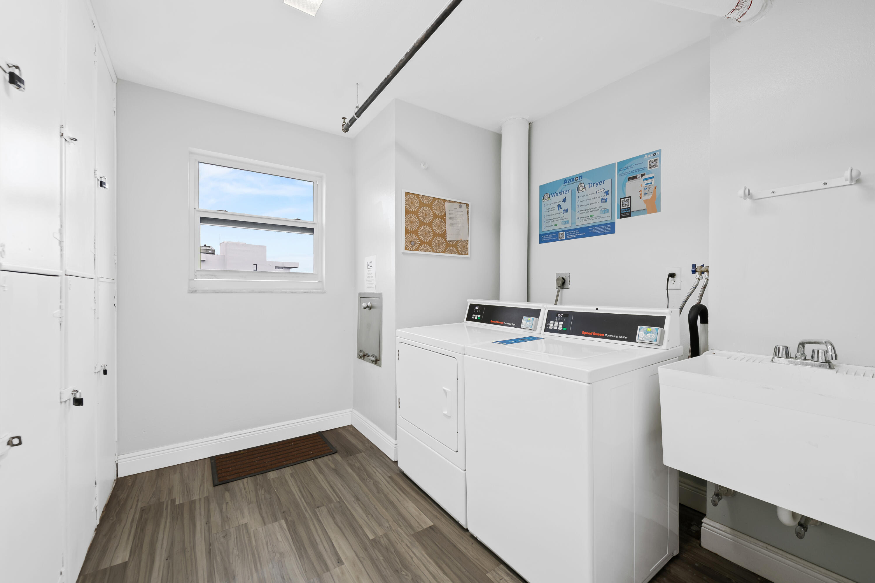 INTRACOASTAL TOWER - Residential