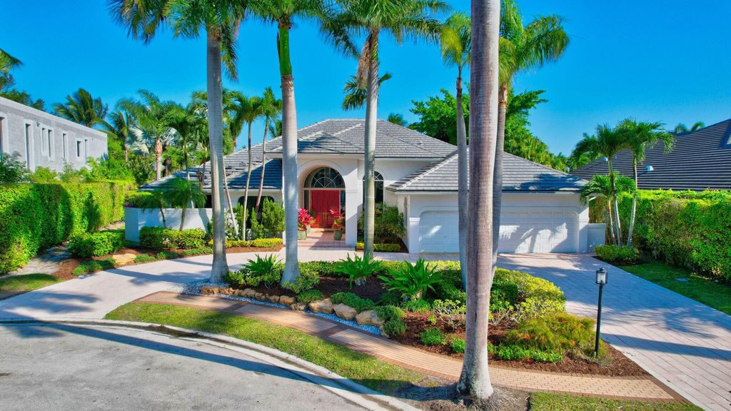 Photo of 17562 Scarsdale Way, Boca Raton, FL 33496 (MLS # R10970662)