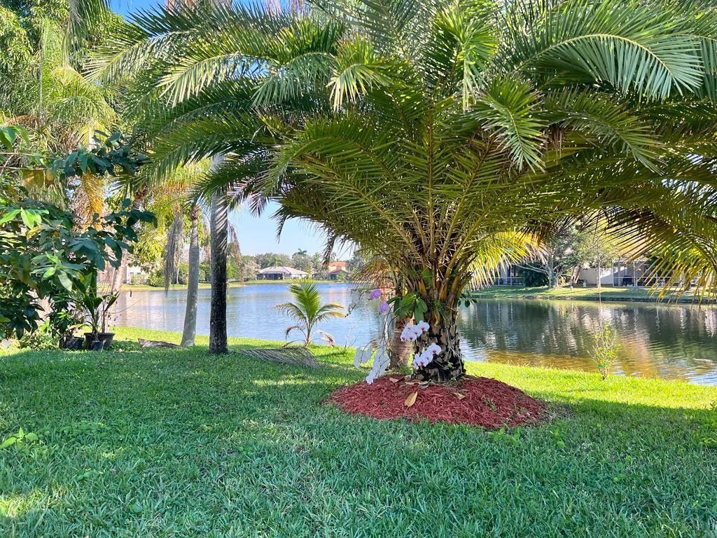 Photo of 645 Spinnaker, Weston, FL 33326 (MLS # B26025367)