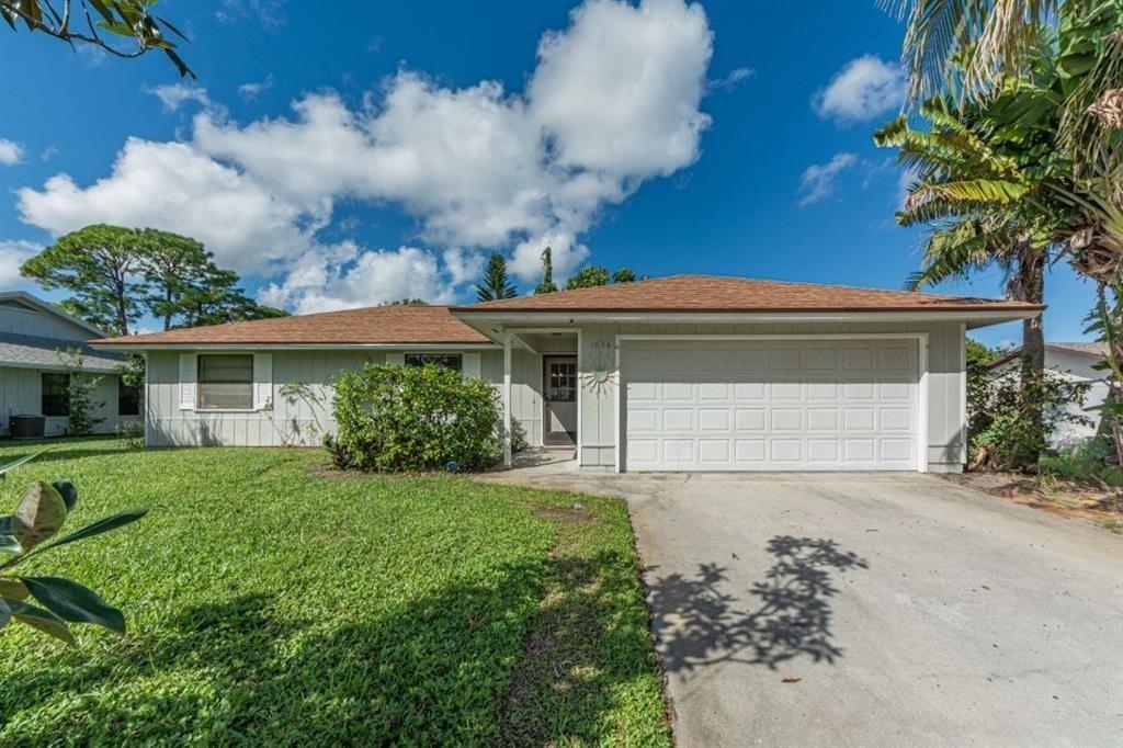 Photo of 1636 20th Place SW, Vero Beach, FL 32962 (MLS # B26074509)