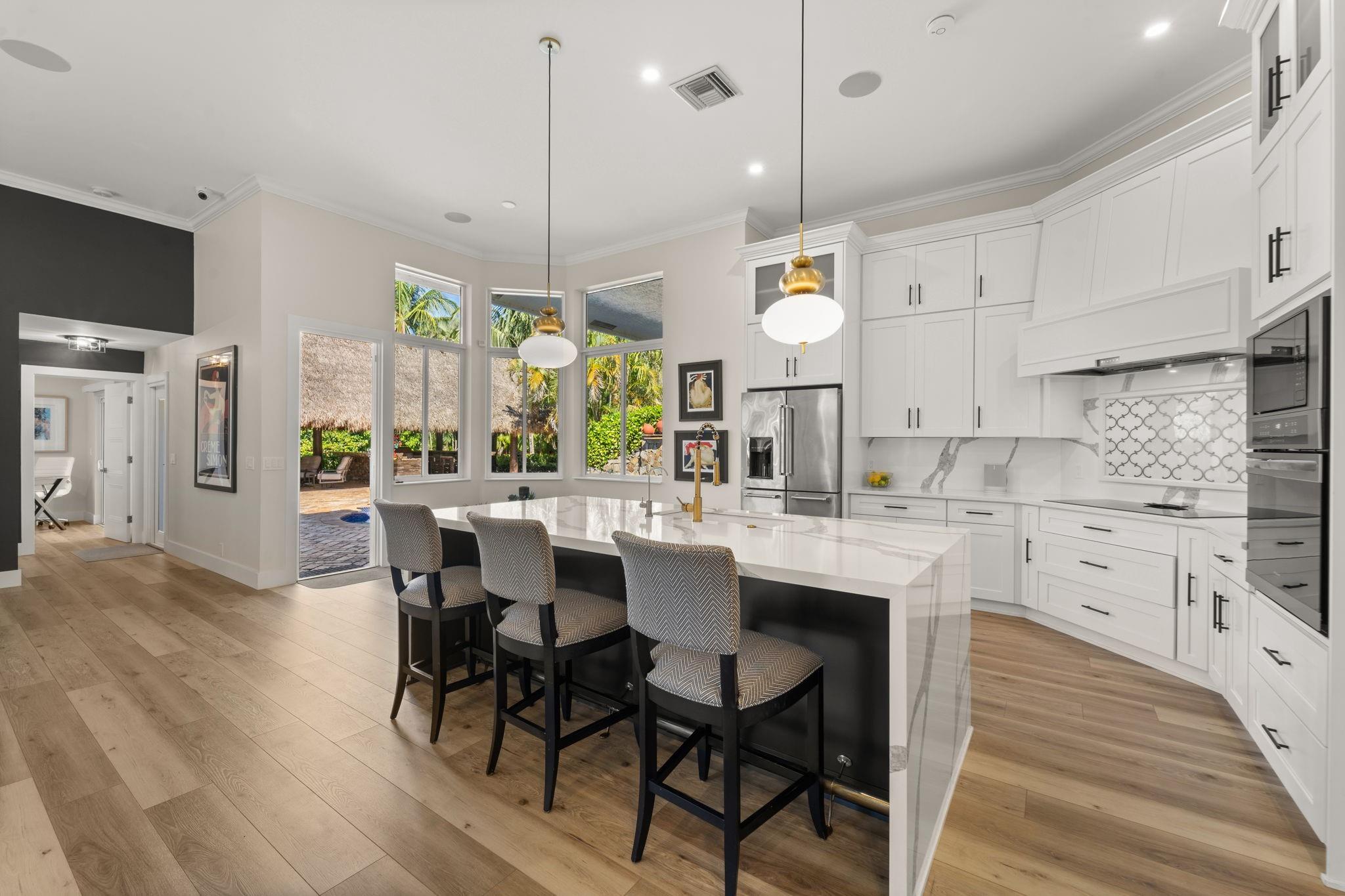10171 NW 59th Dr
