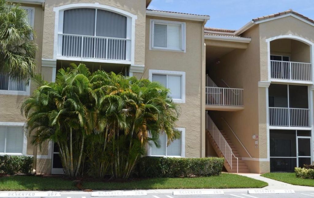 Photo of 254 Village Boulevard #4106, Tequesta, FL 33469 (MLS # R10924054)