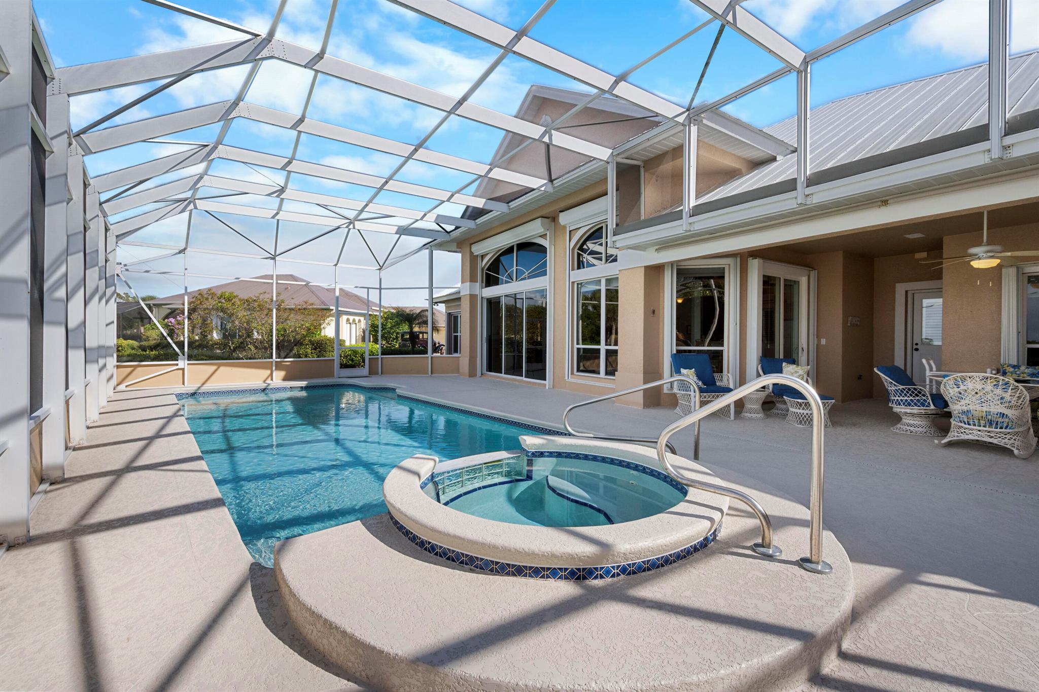 RIVER VISTA SUBDIVISION R - Residential