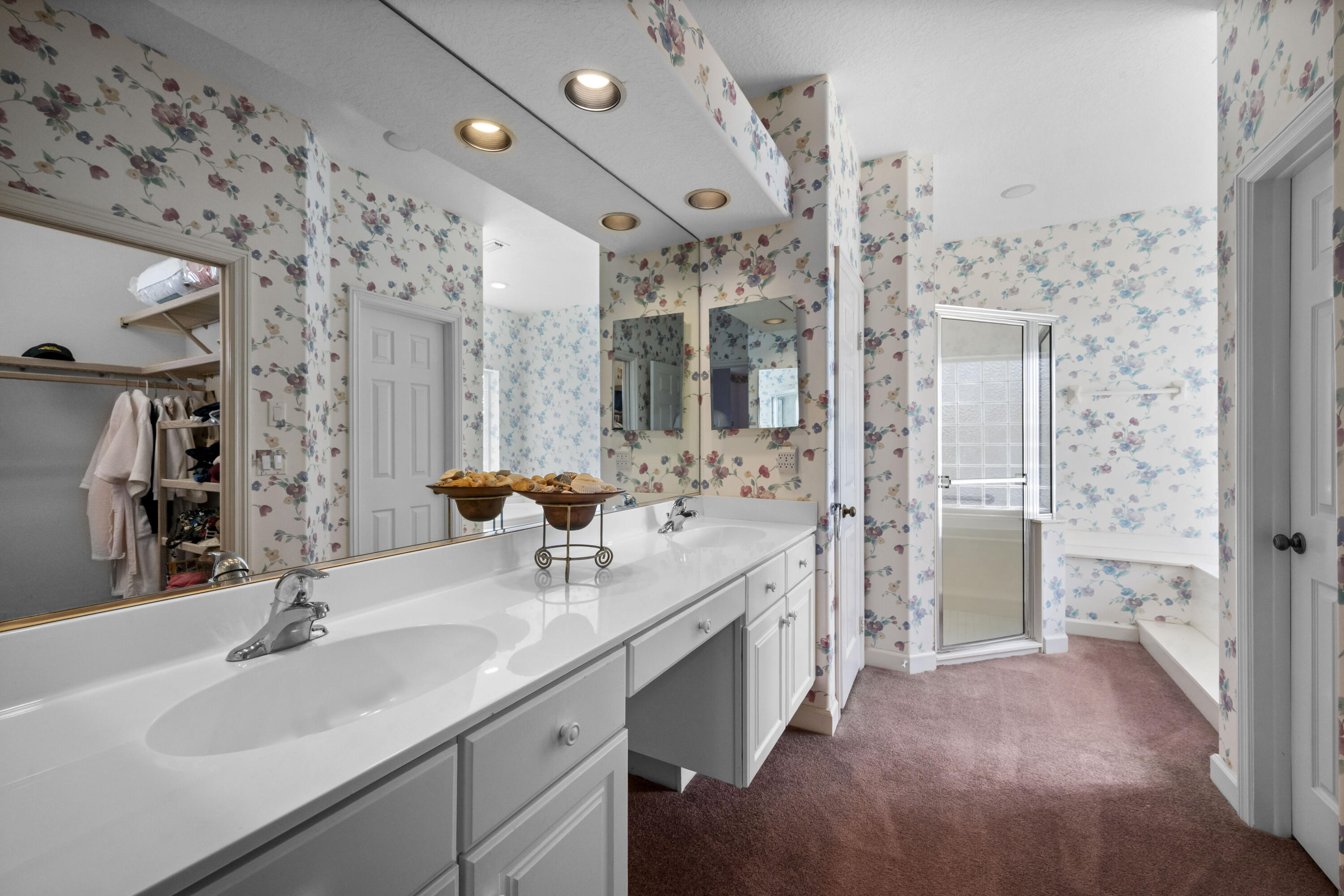 RIVER VISTA SUBDIVISION R - Residential