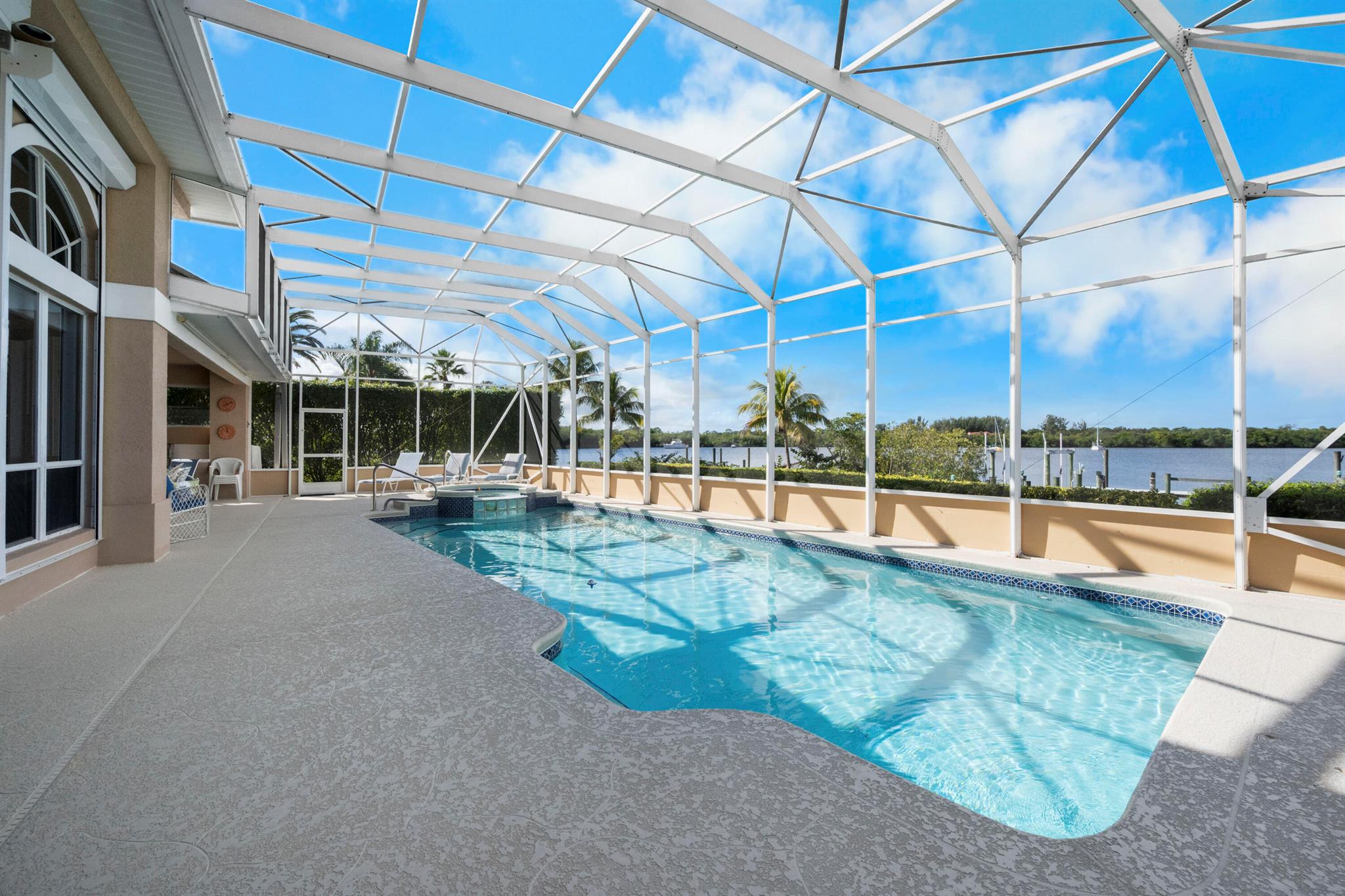 RIVER VISTA SUBDIVISION R - Residential