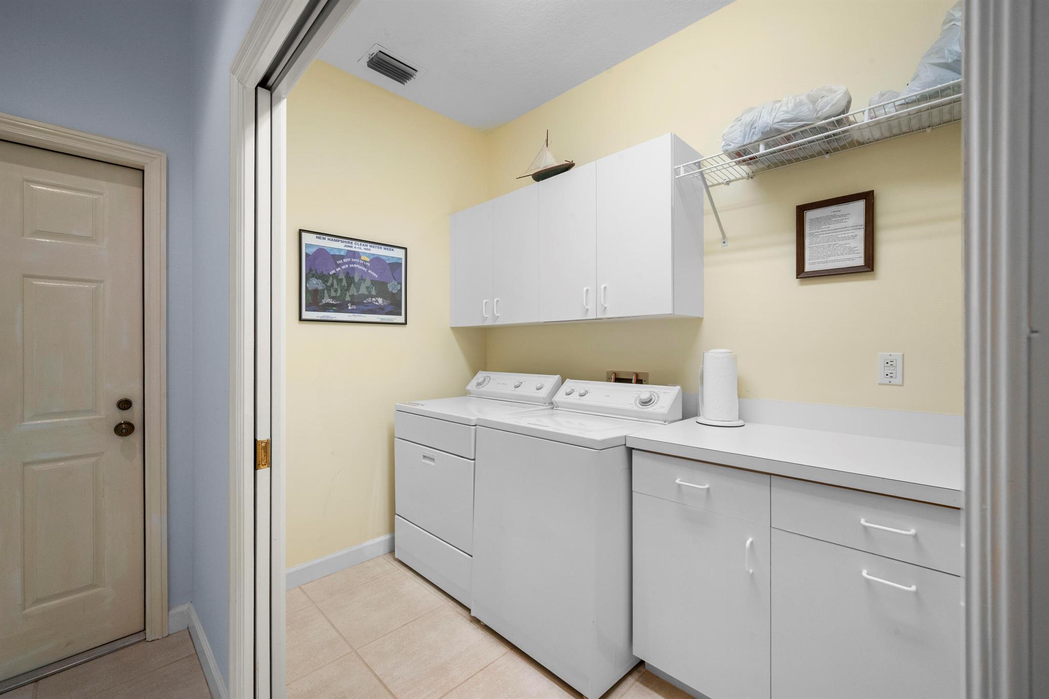 RIVER VISTA SUBDIVISION R - Residential