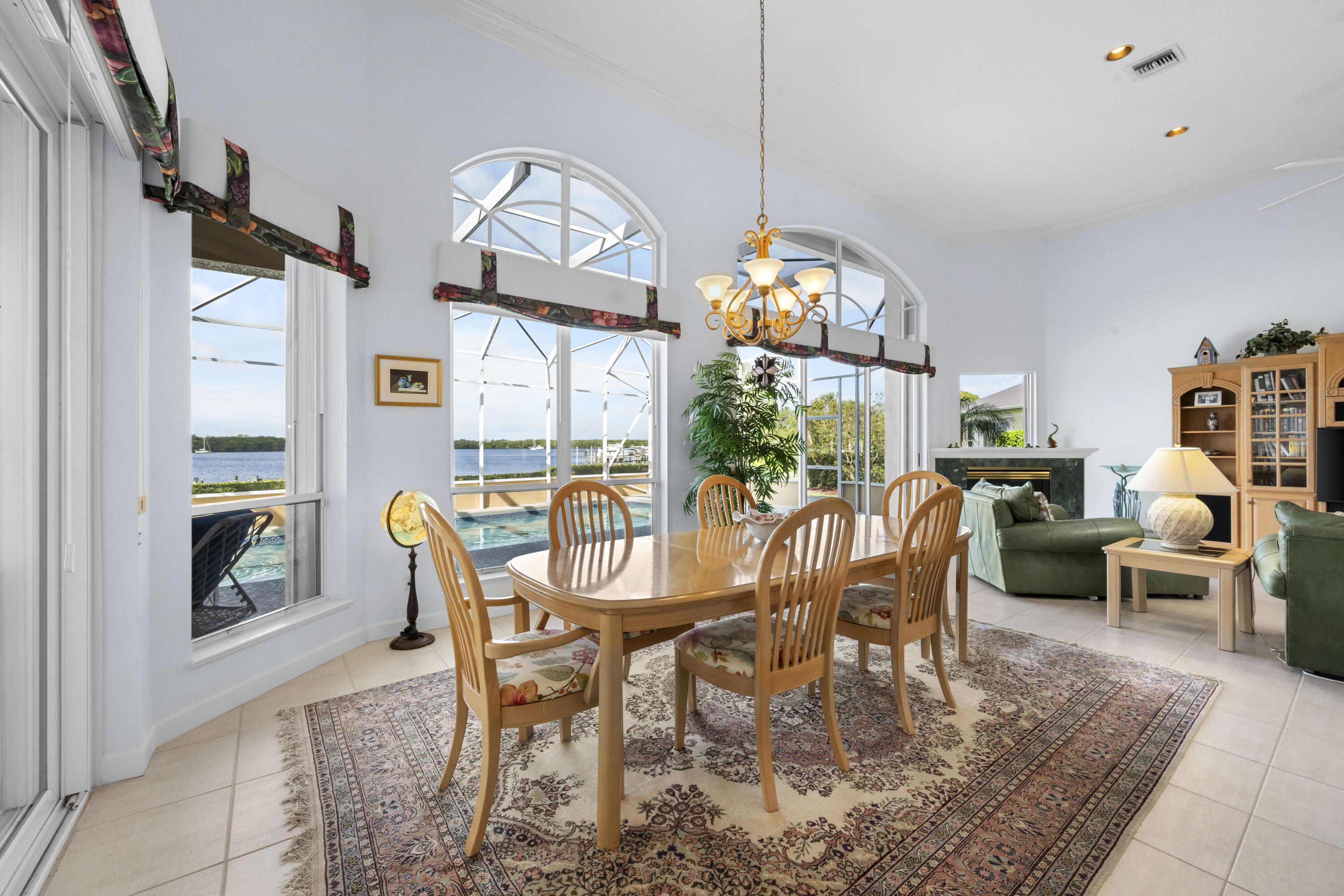 RIVER VISTA SUBDIVISION R - Residential