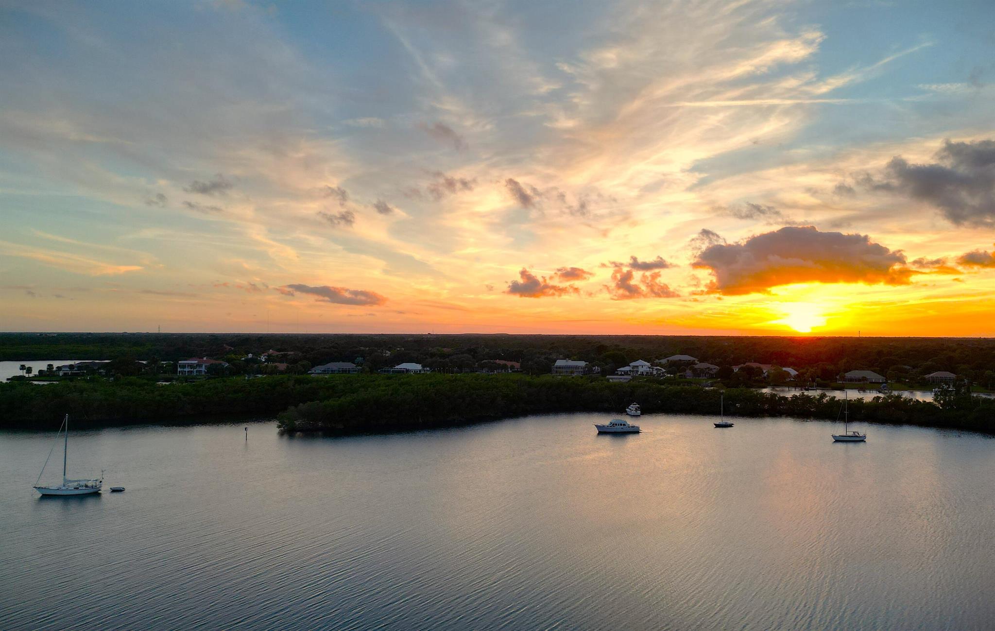 RIVER VISTA SUBDIVISION R - Residential