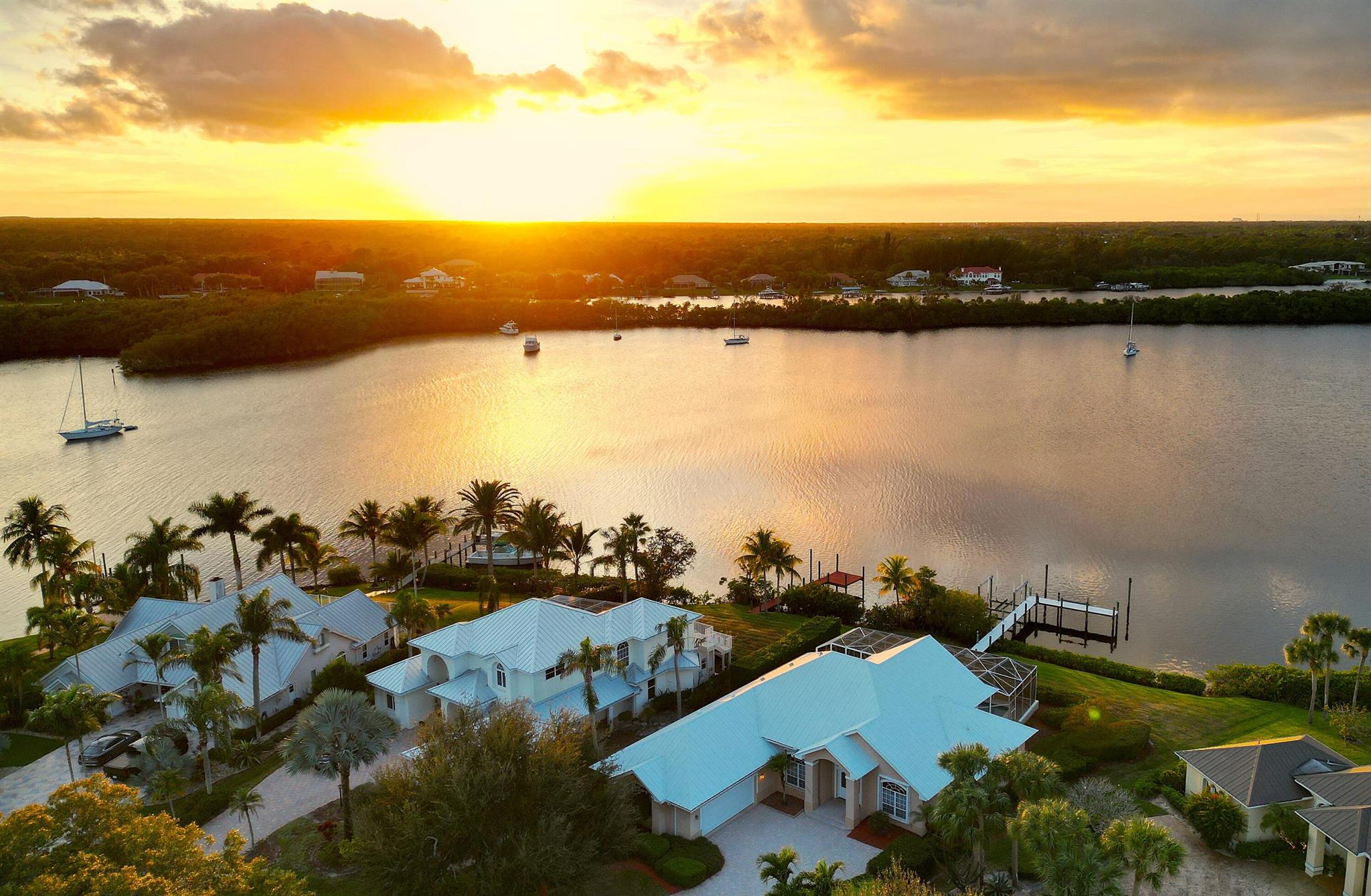 RIVER VISTA SUBDIVISION R - Residential