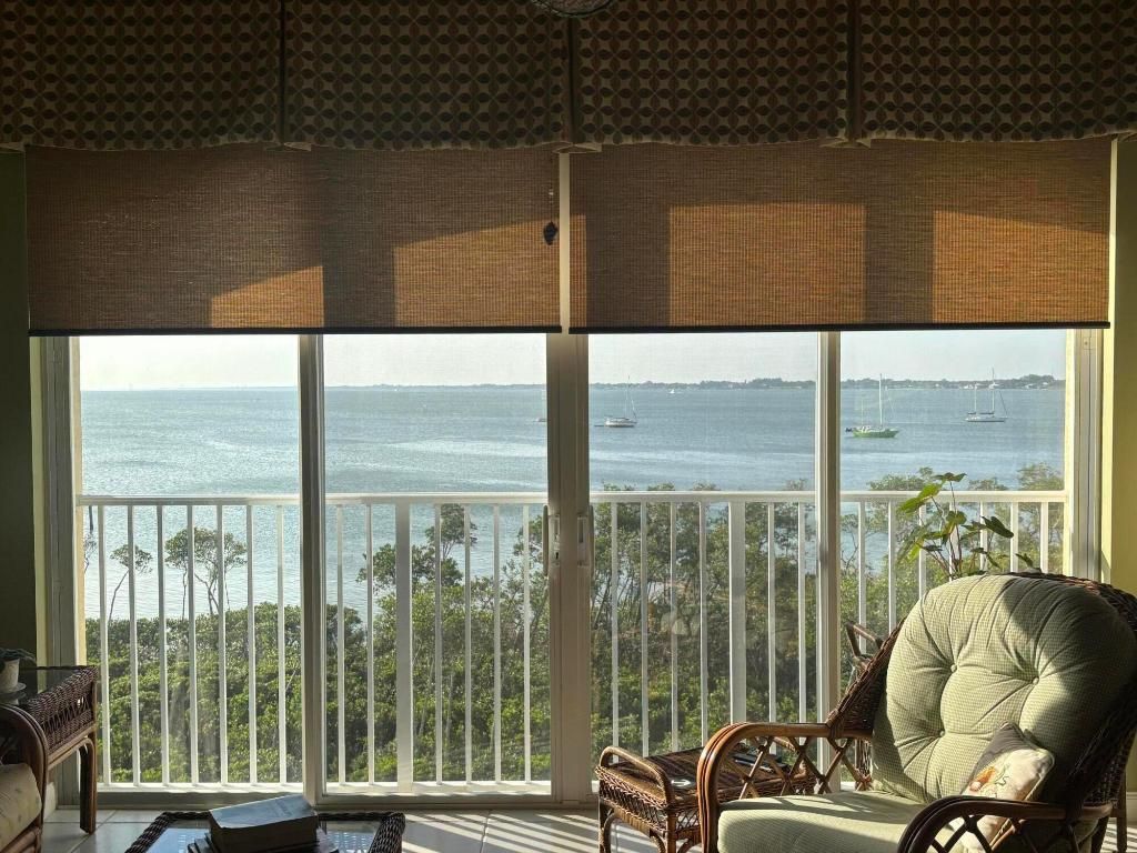 Photo of 27 Harbour Isle Drive W #Ph-4, Fort Pierce, FL 34949 (MLS # R11079966)