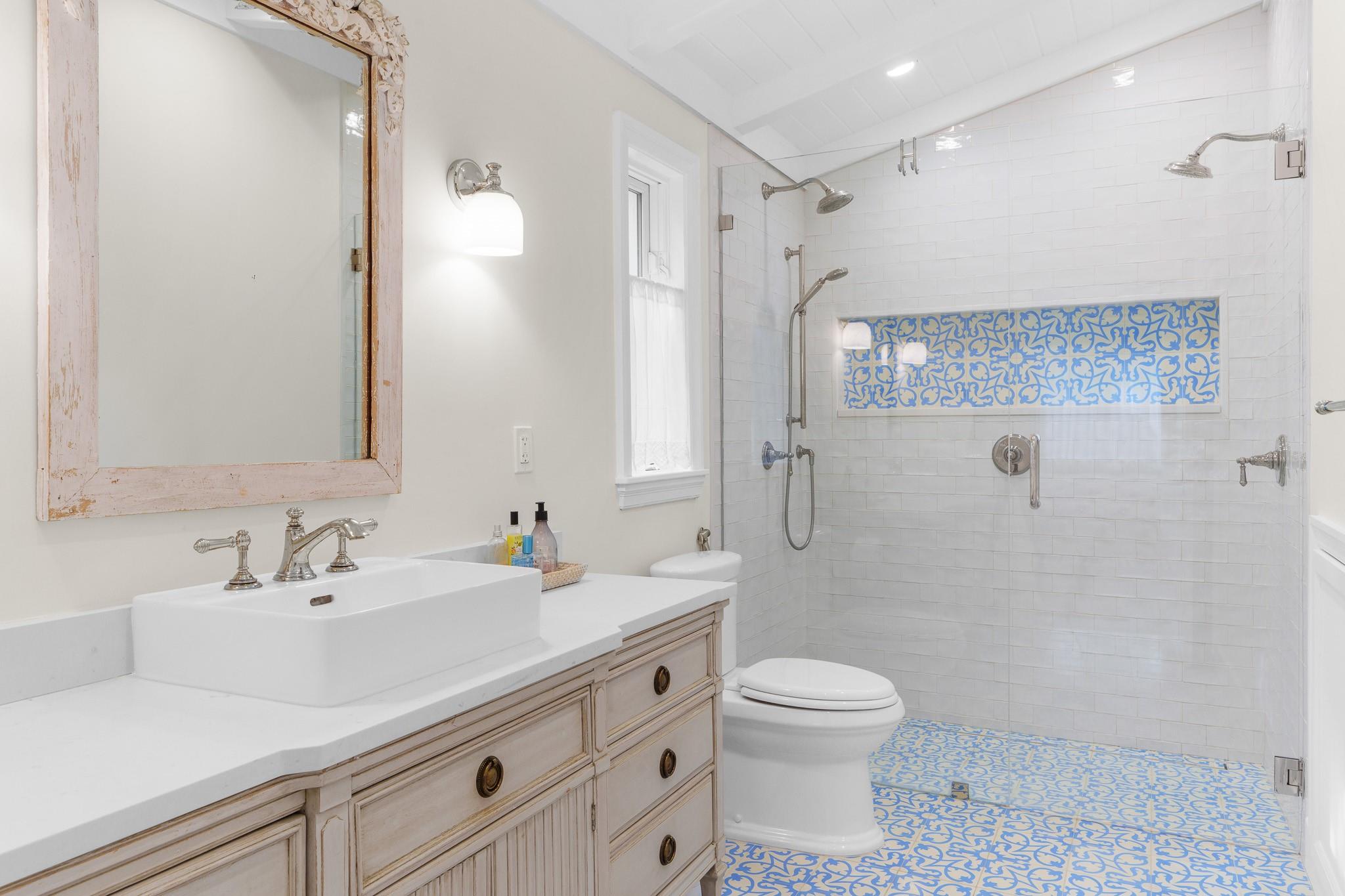 VICTORIA PARK - Residential