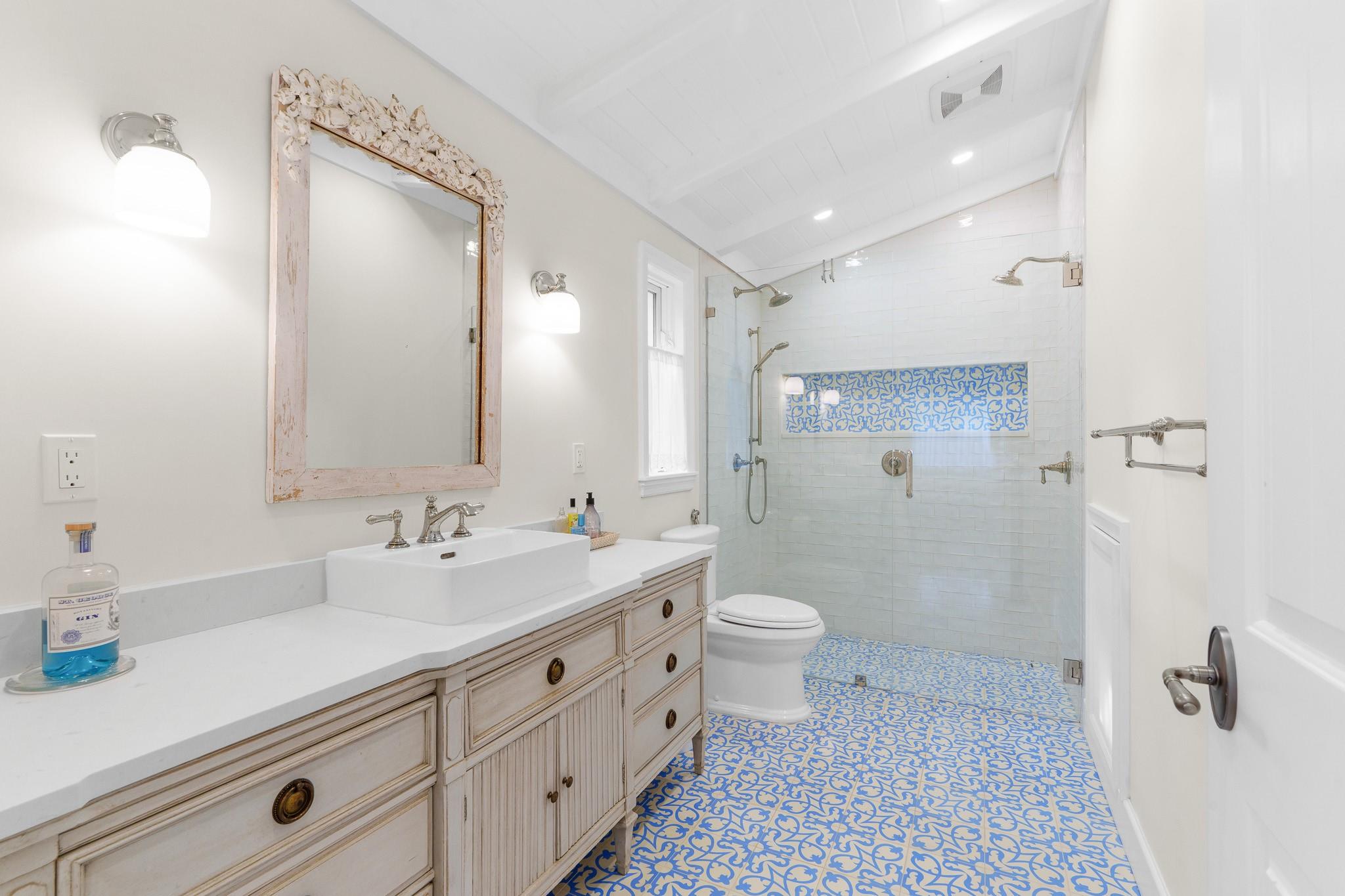 VICTORIA PARK - Residential