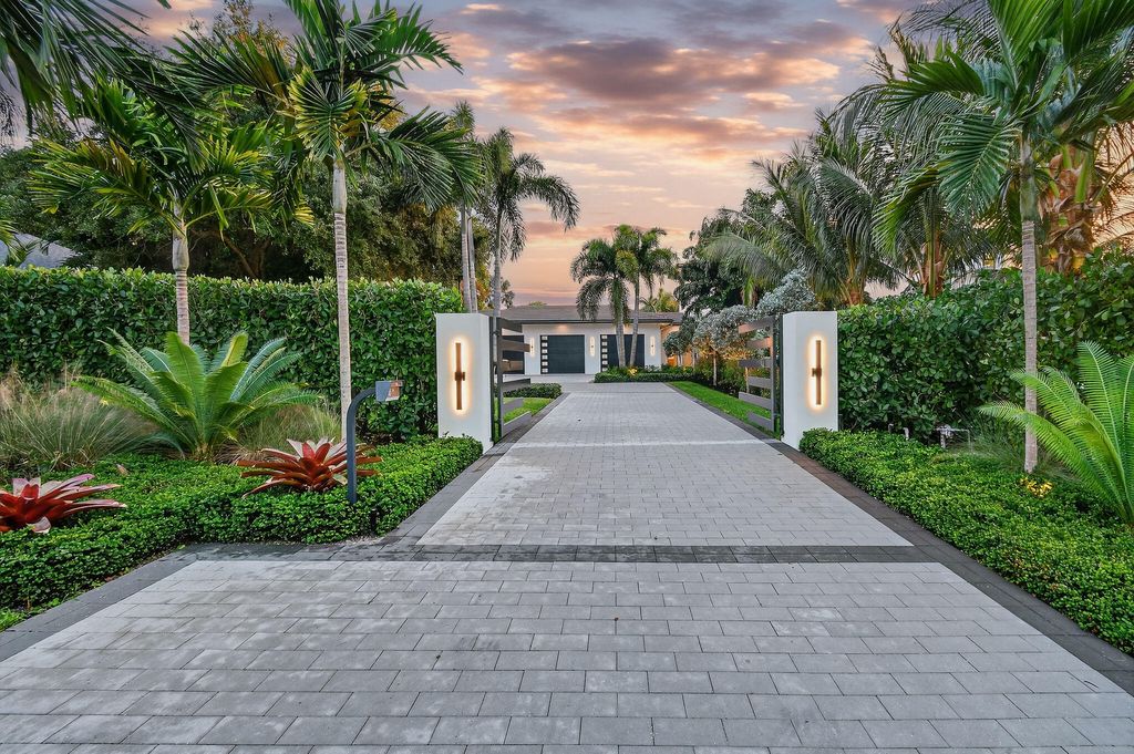 Photo of 2085 Vitex Lane, North Palm Beach, FL 33408 (MLS # R11146314)