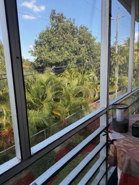 MURRY HILLS APT BLDG CONDO - Residential