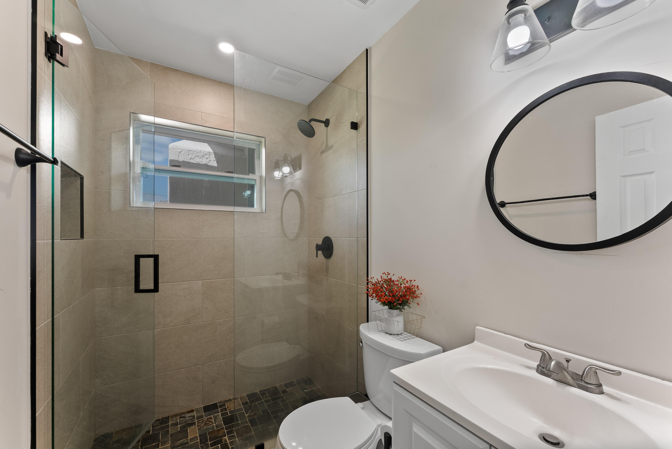 PALM BEACH NATL GOLF AND COUNTRY CLUB ESTATES 1 - Residential