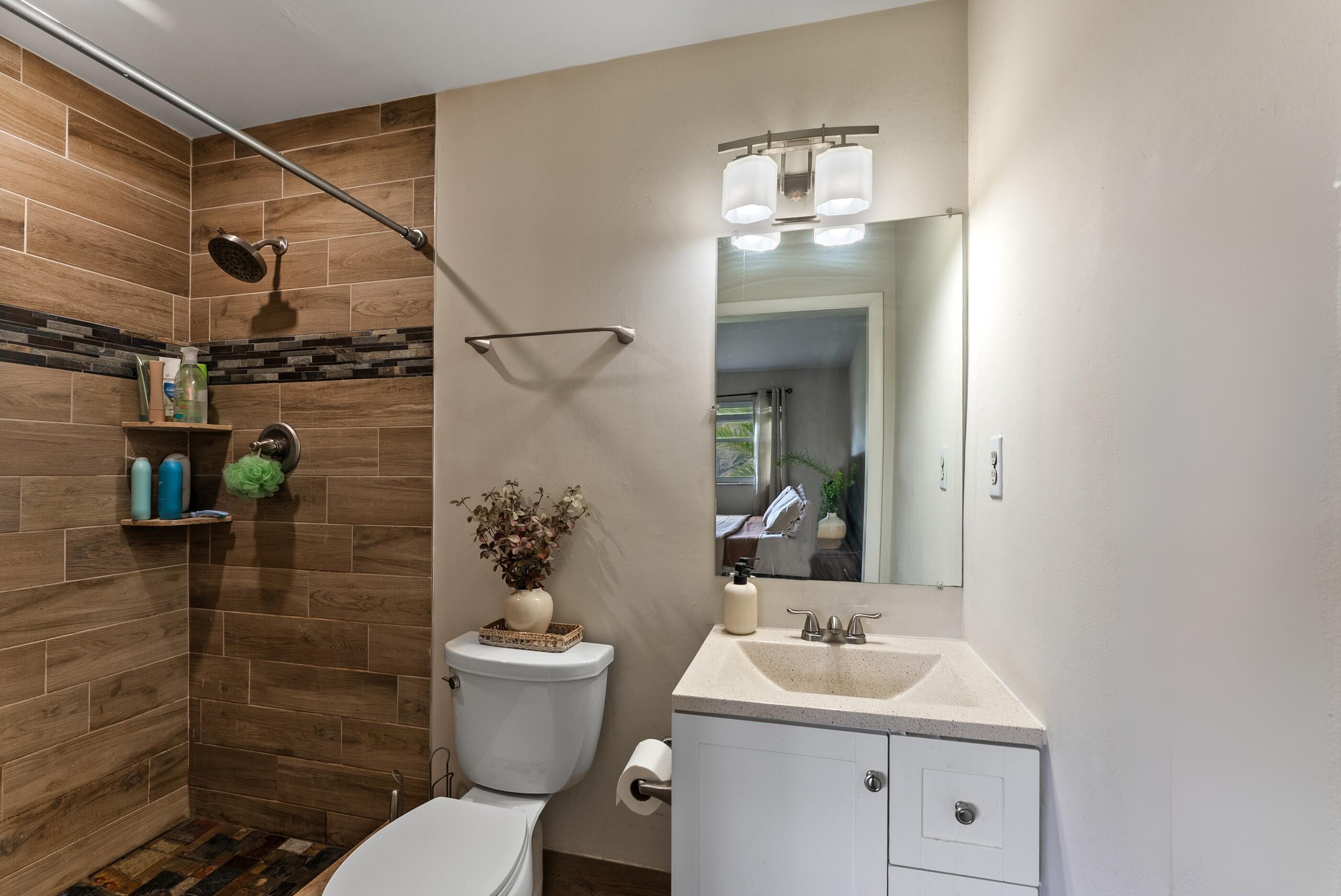 PALM BEACH NATL GOLF AND COUNTRY CLUB ESTATES 1 - Residential