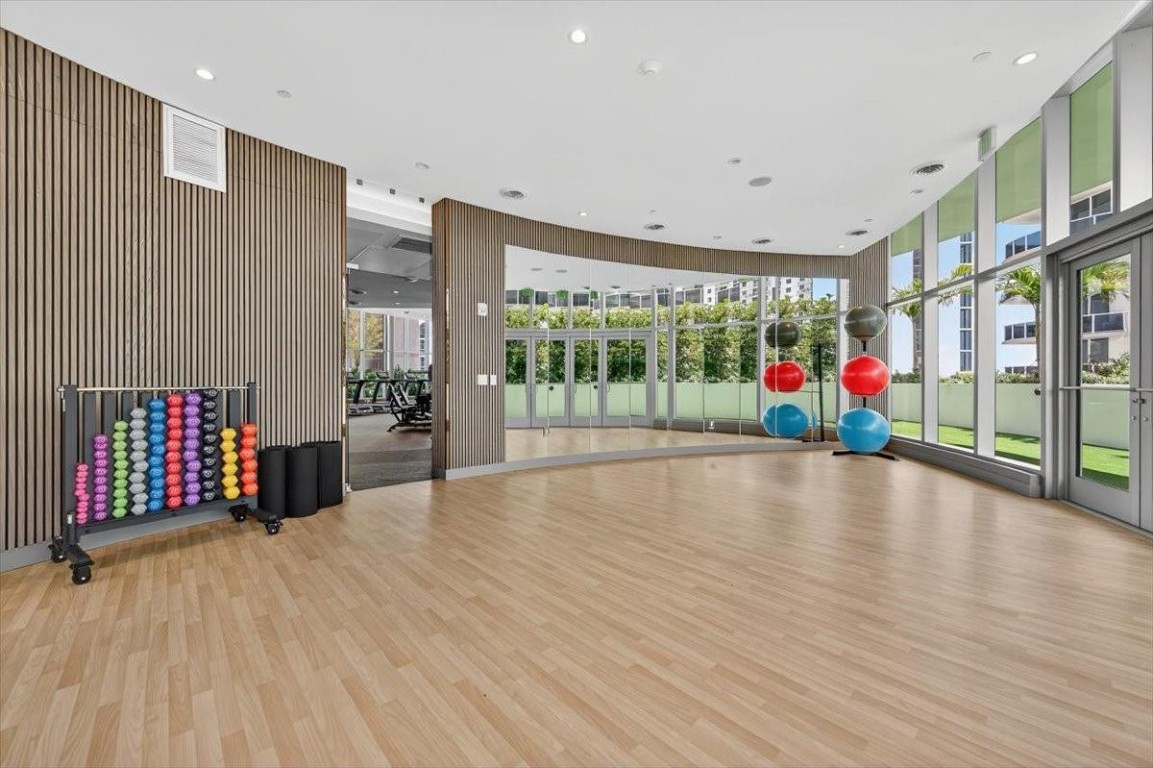 Aria Reserve Miami - Residential