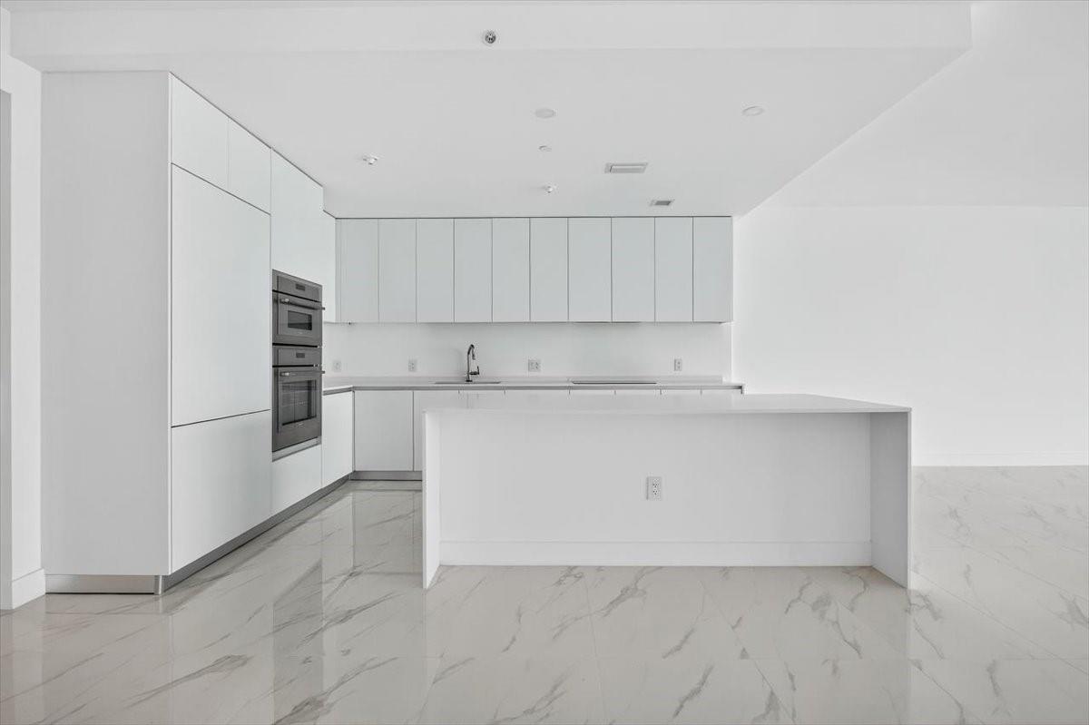 700 NE 24th Street 5202