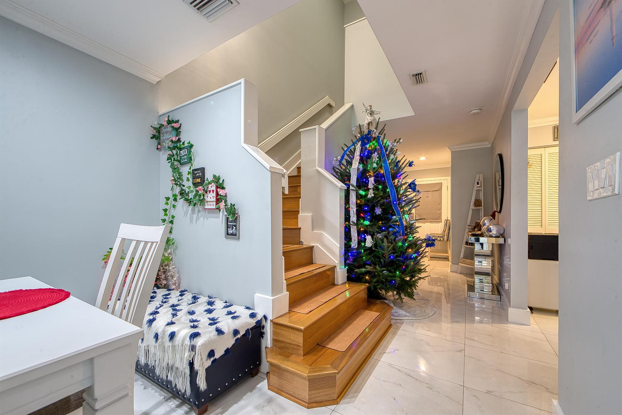 5235 Sapphire Valley