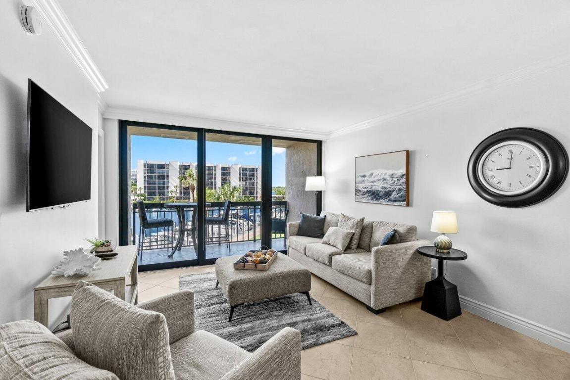 2707 N Ocean Boulevard 301-D