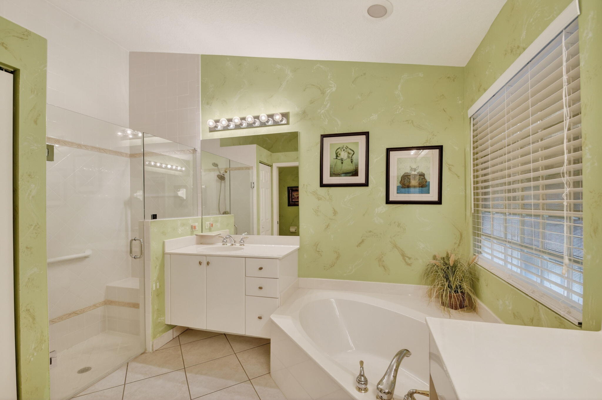 TOWNE PARK TR J - Residential
