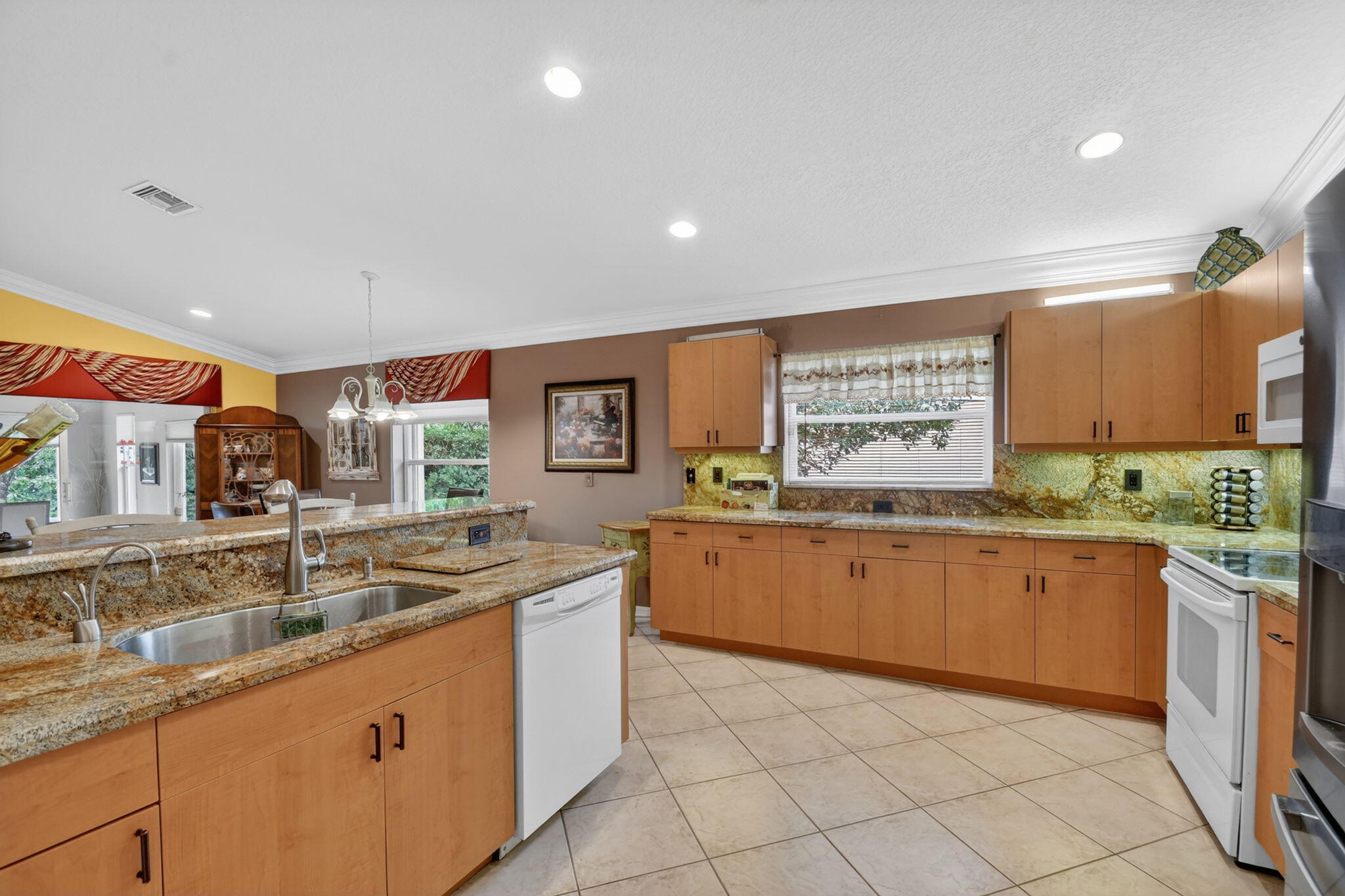 TOWNE PARK TR J - Residential