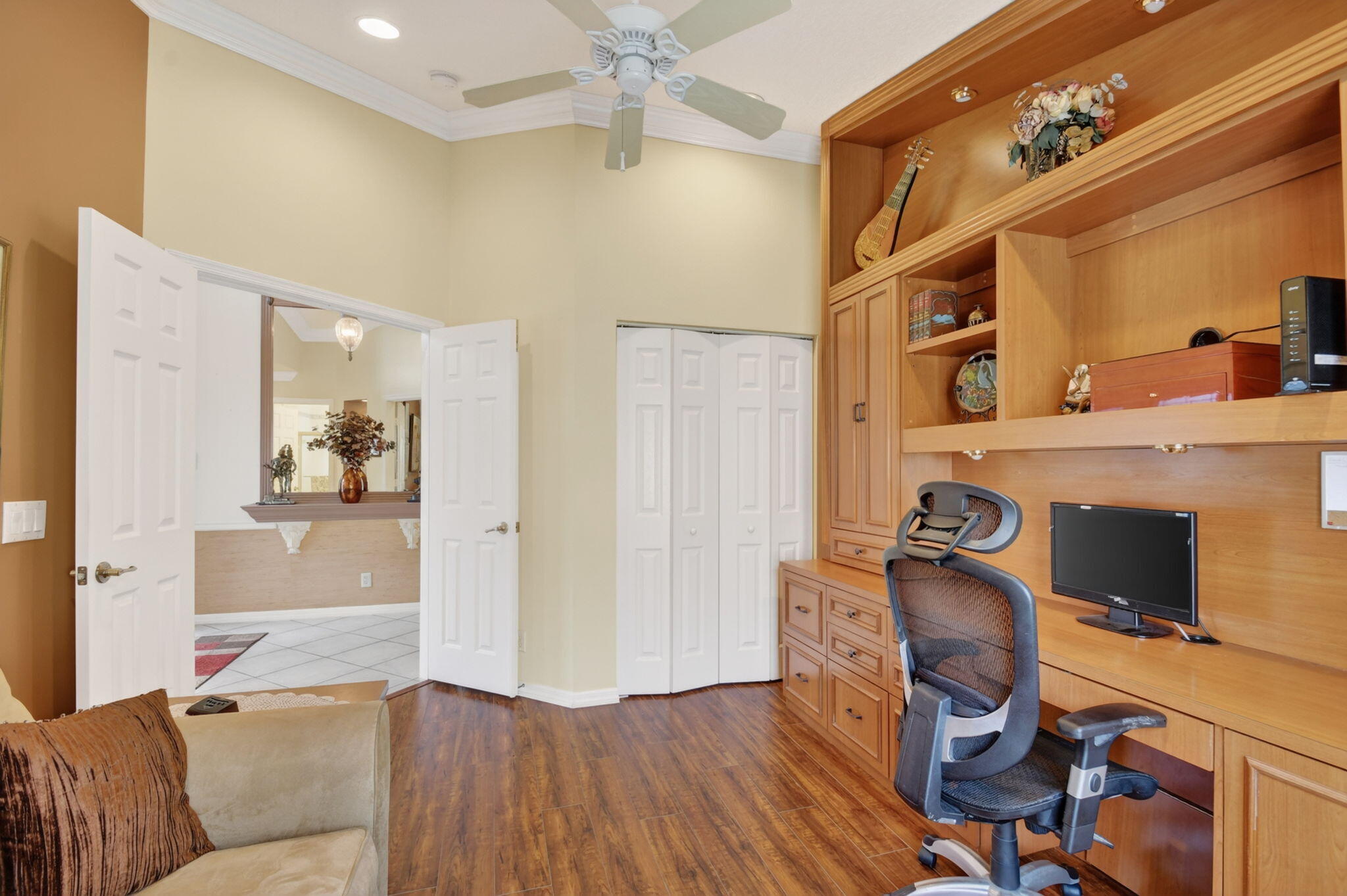 TOWNE PARK TR J - Residential