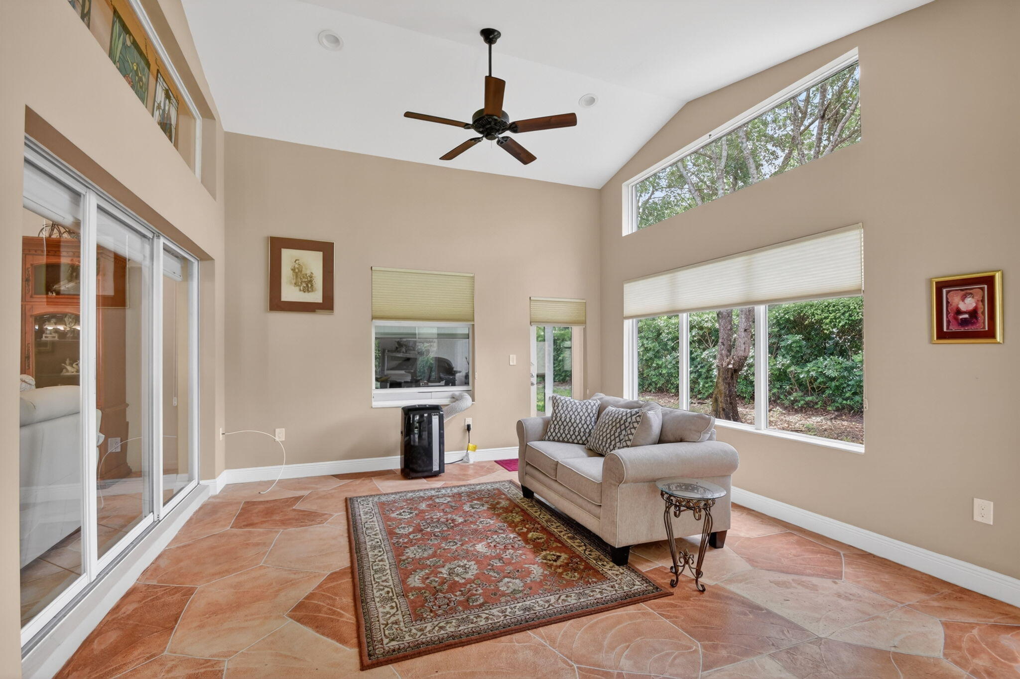 TOWNE PARK TR J - Residential