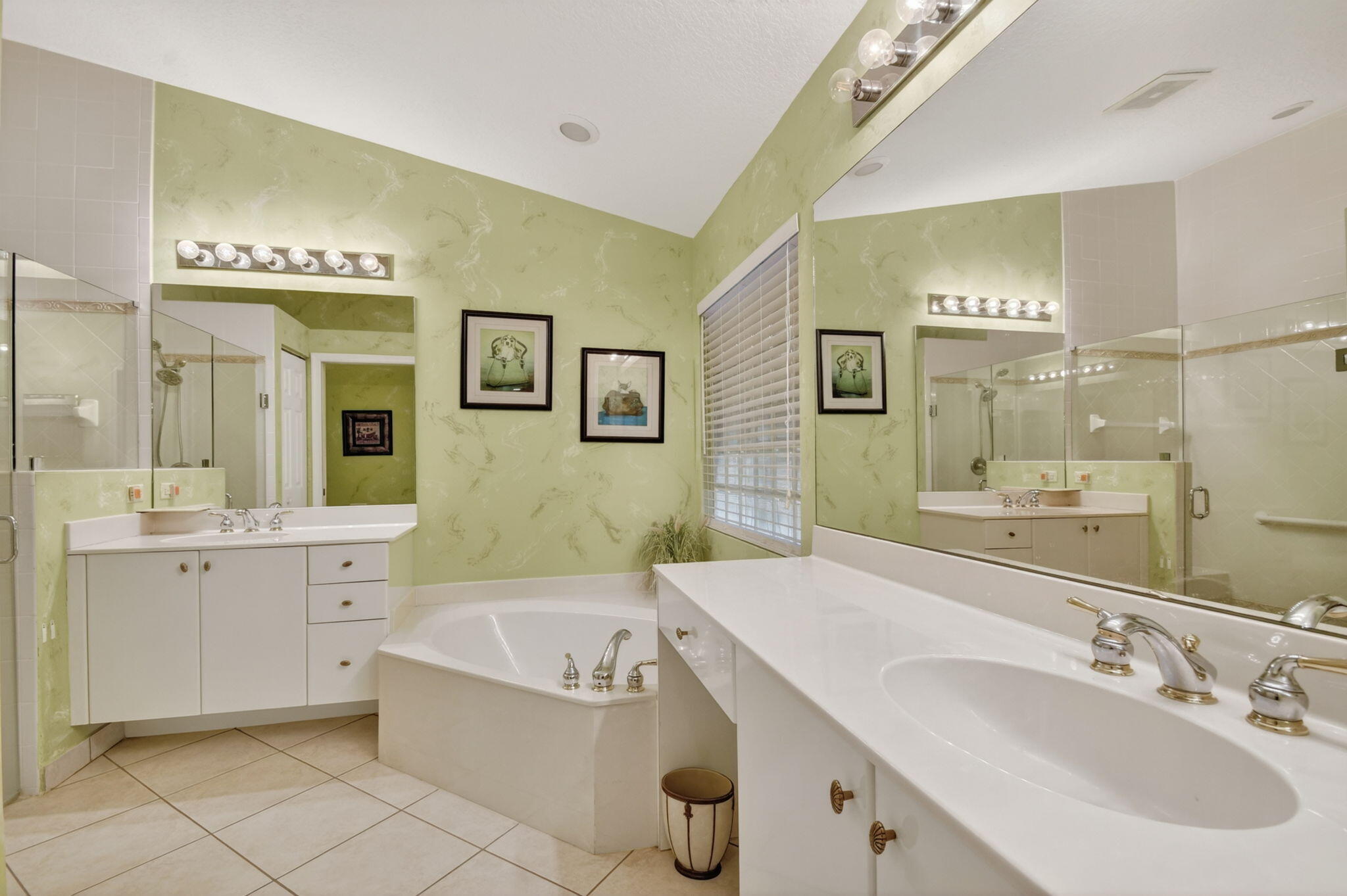 TOWNE PARK TR J - Residential