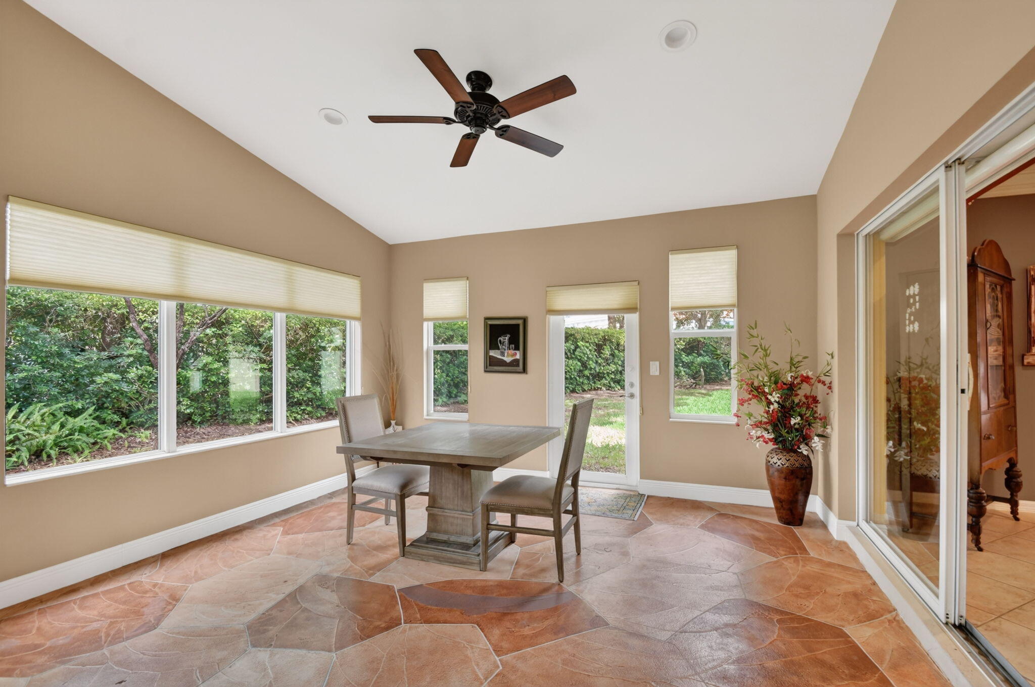 TOWNE PARK TR J - Residential
