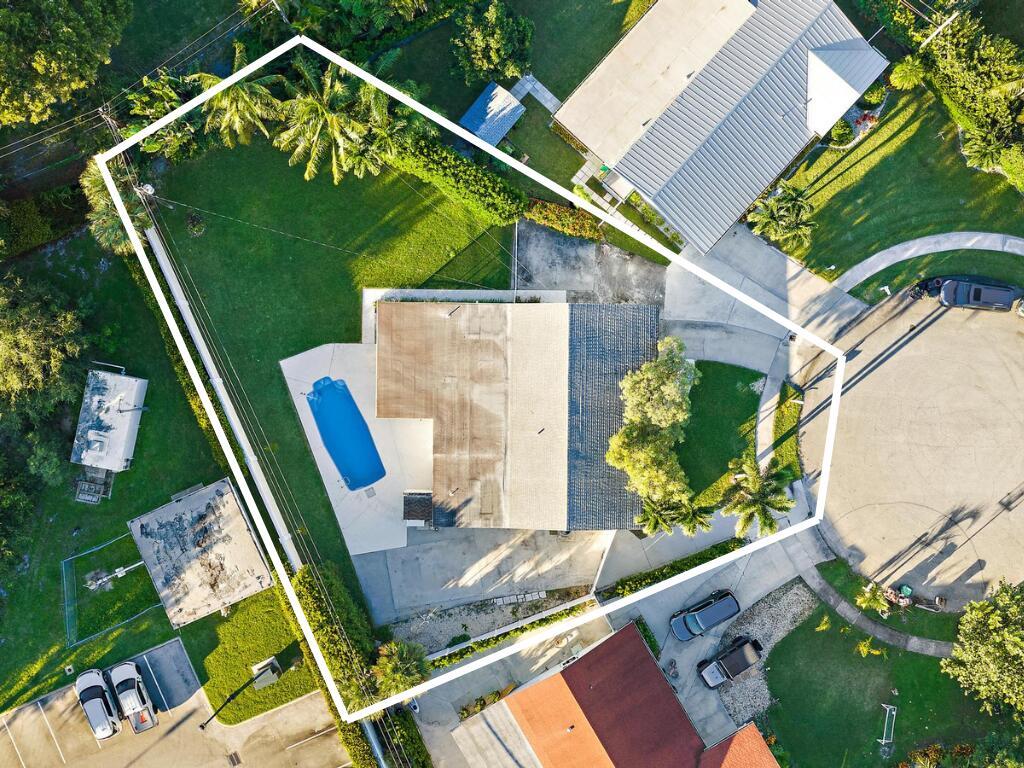 View photos, virtual tours, details... 77 Holly Circle