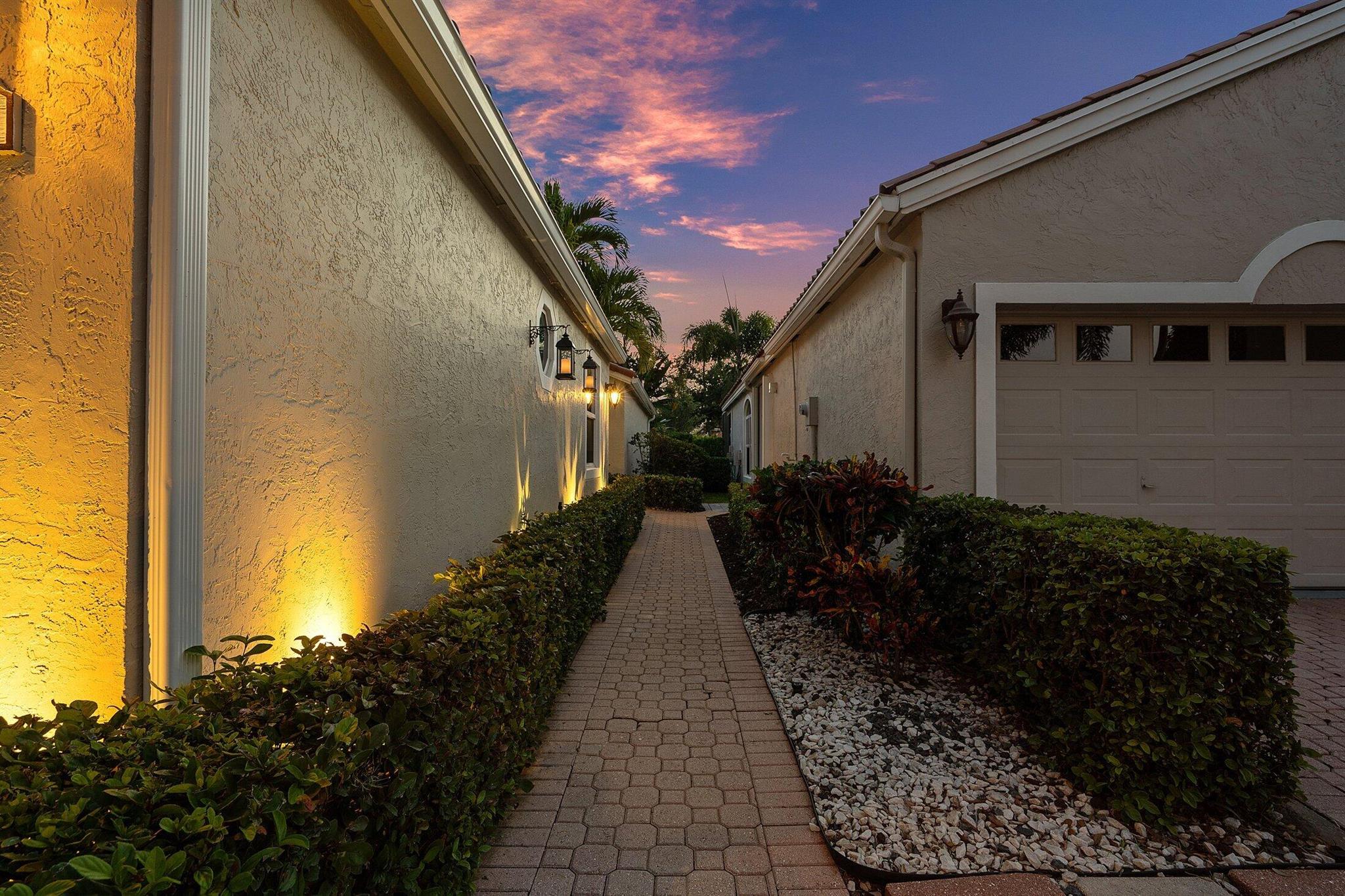 ANTIGUA POINT - Residential