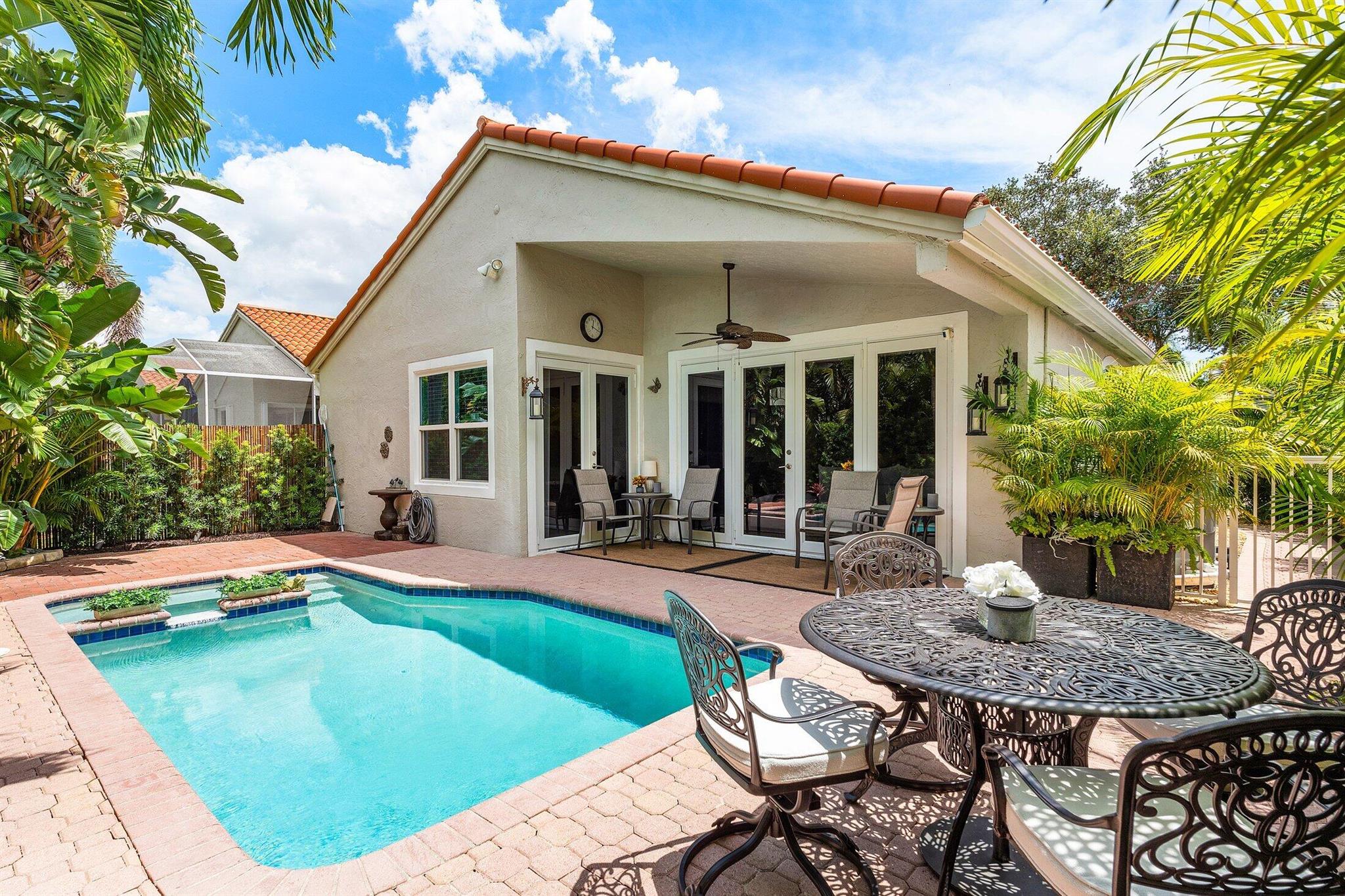 ANTIGUA POINT - Residential