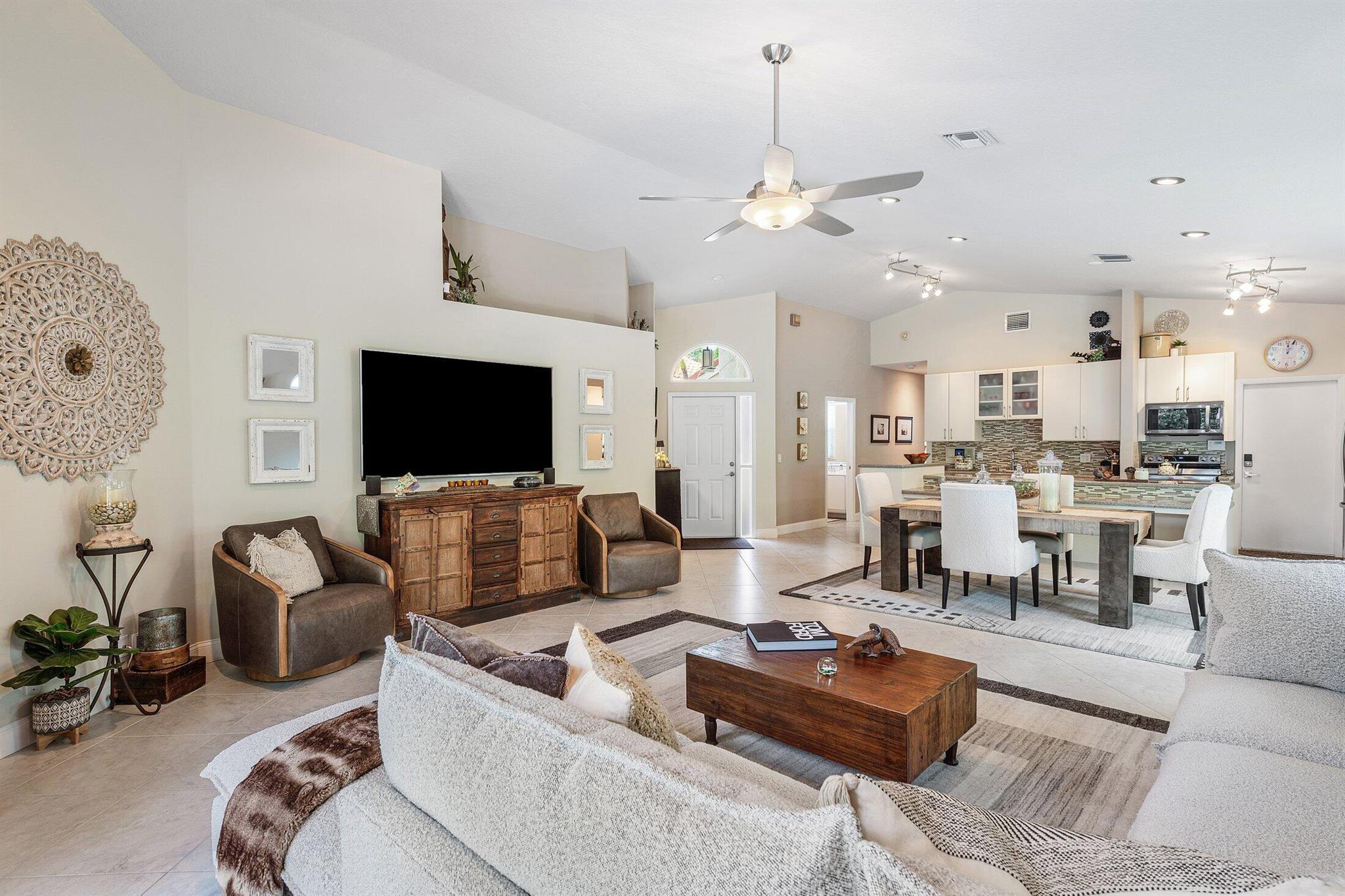 ANTIGUA POINT - Residential