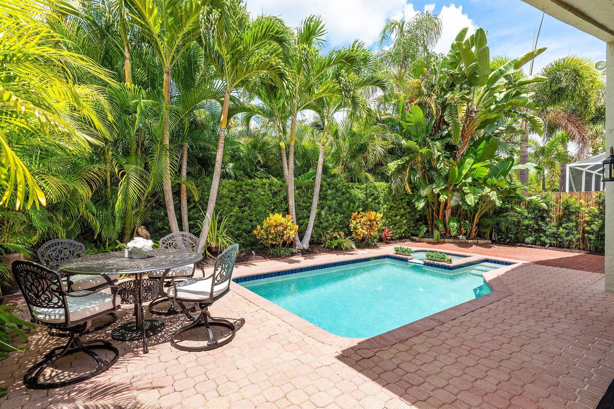 ANTIGUA POINT - Residential