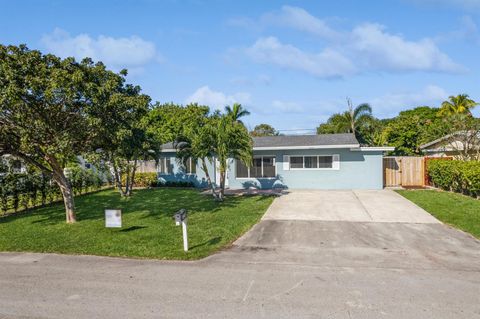 2721 NE 8th Avenue Pompano Beach FL 33064