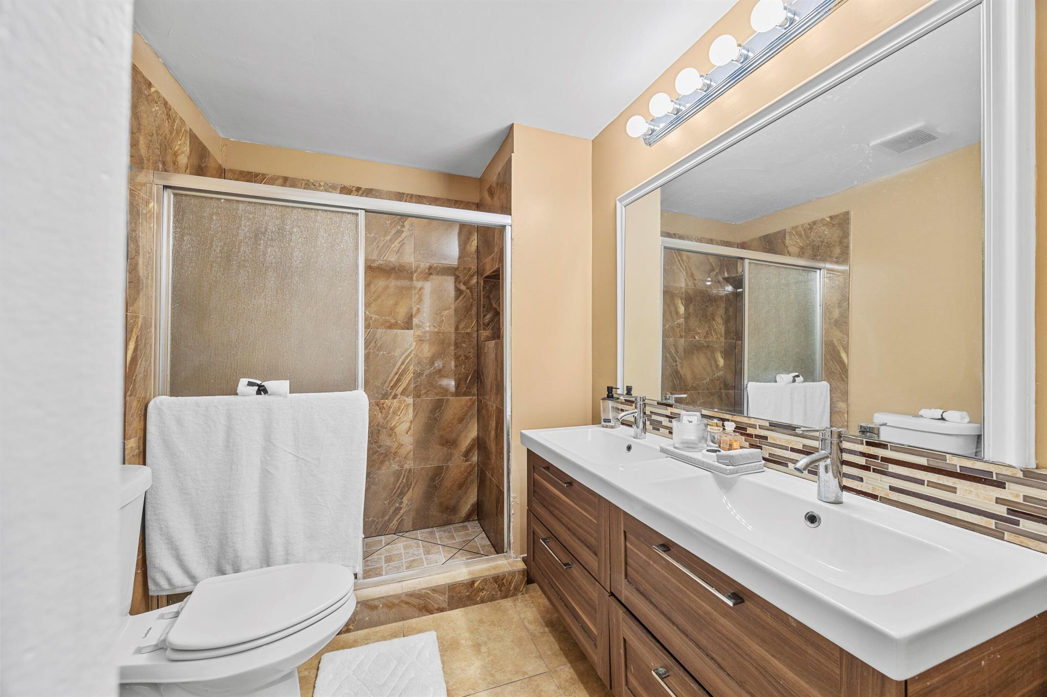 TOWNHOUSES AT JACARANDA C - Residential