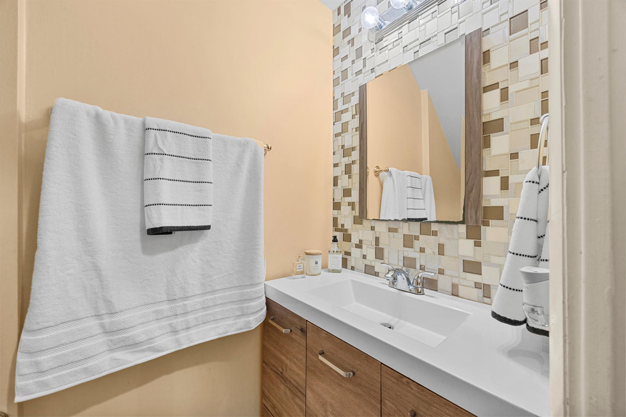 TOWNHOUSES AT JACARANDA C - Residential