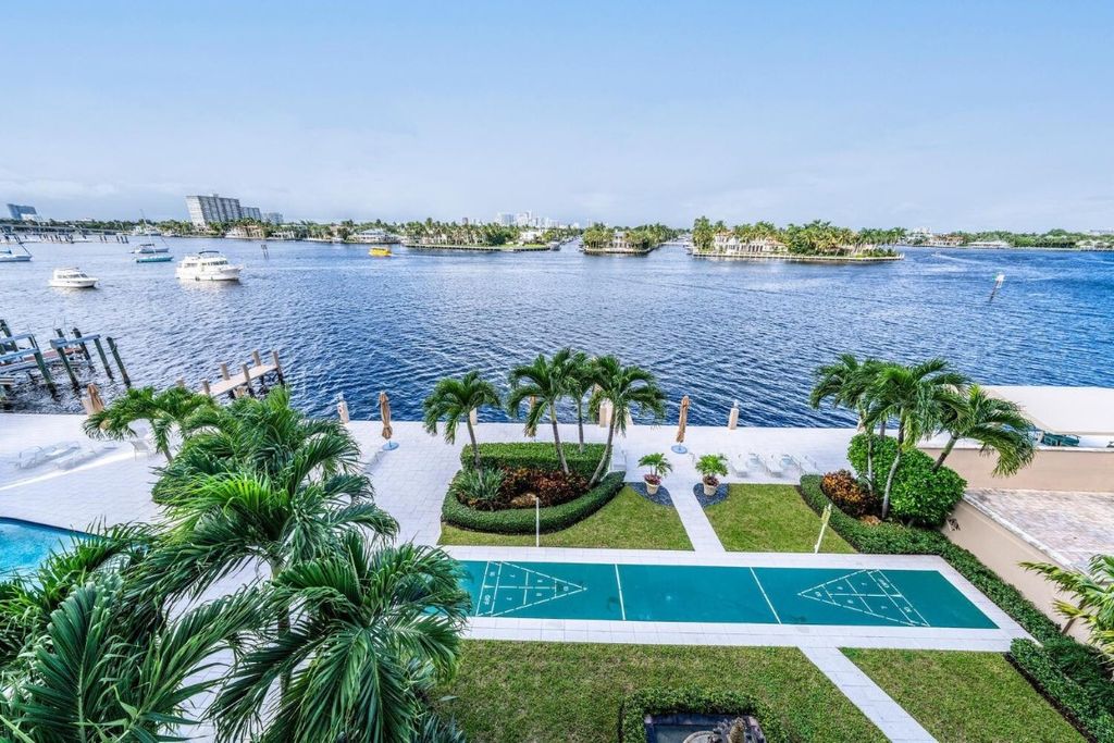 Photo of 215 N Birch Road #4C, Fort Lauderdale, FL 33304 (MLS # F10529149)