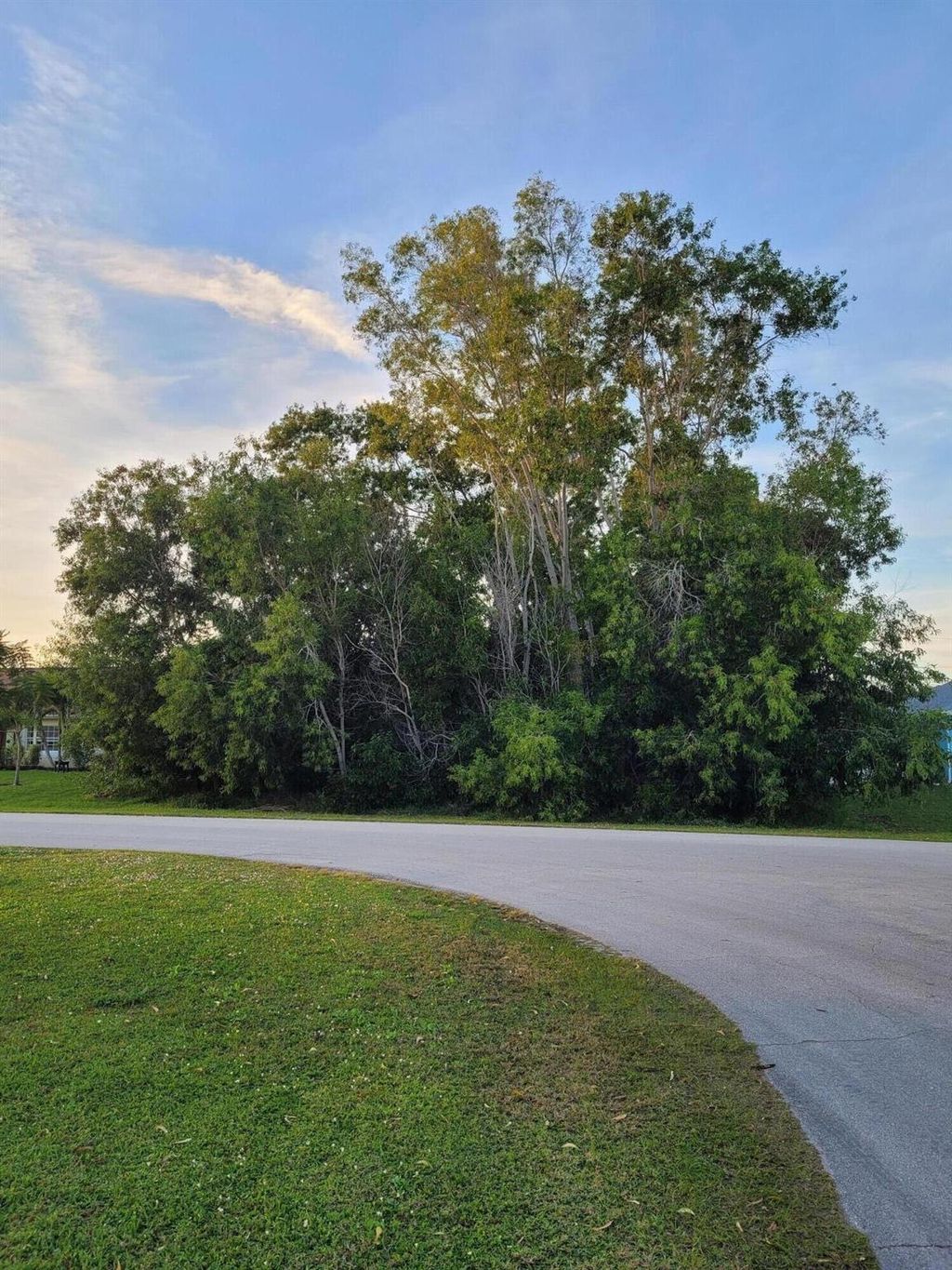 Photo of 2386 SE Charleston Drive, Port Saint Lucie, FL 34953 (MLS # R10943120)