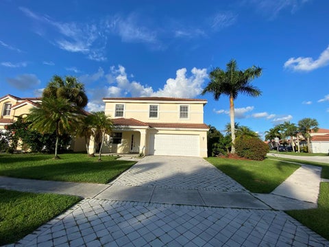 Featured picture for the property R10746576