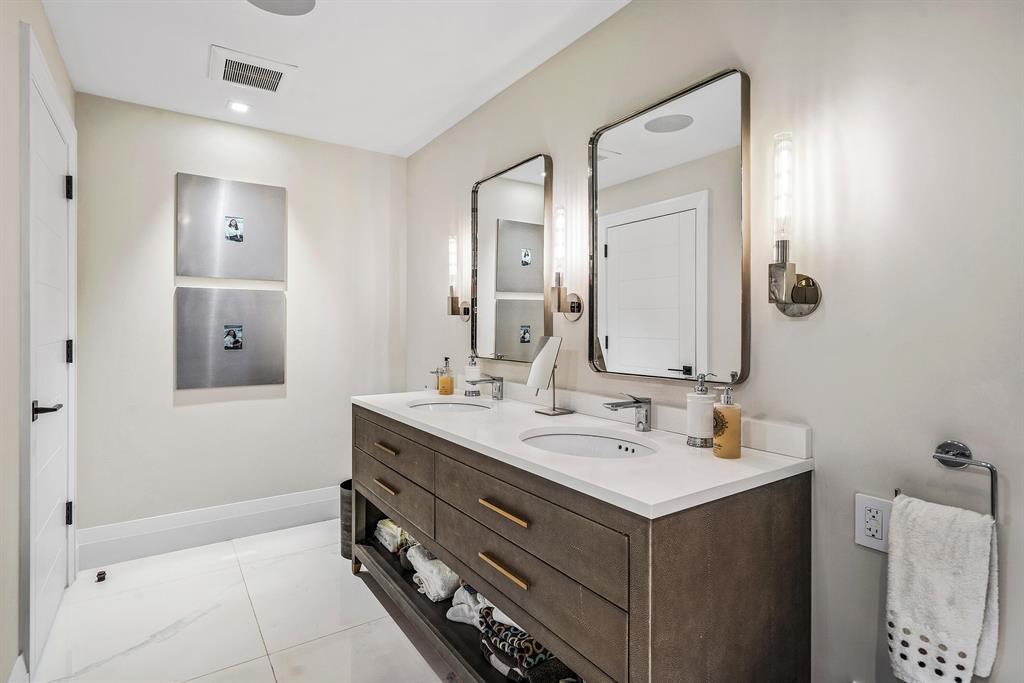 Royal Palm Yacht & Countr - Residential