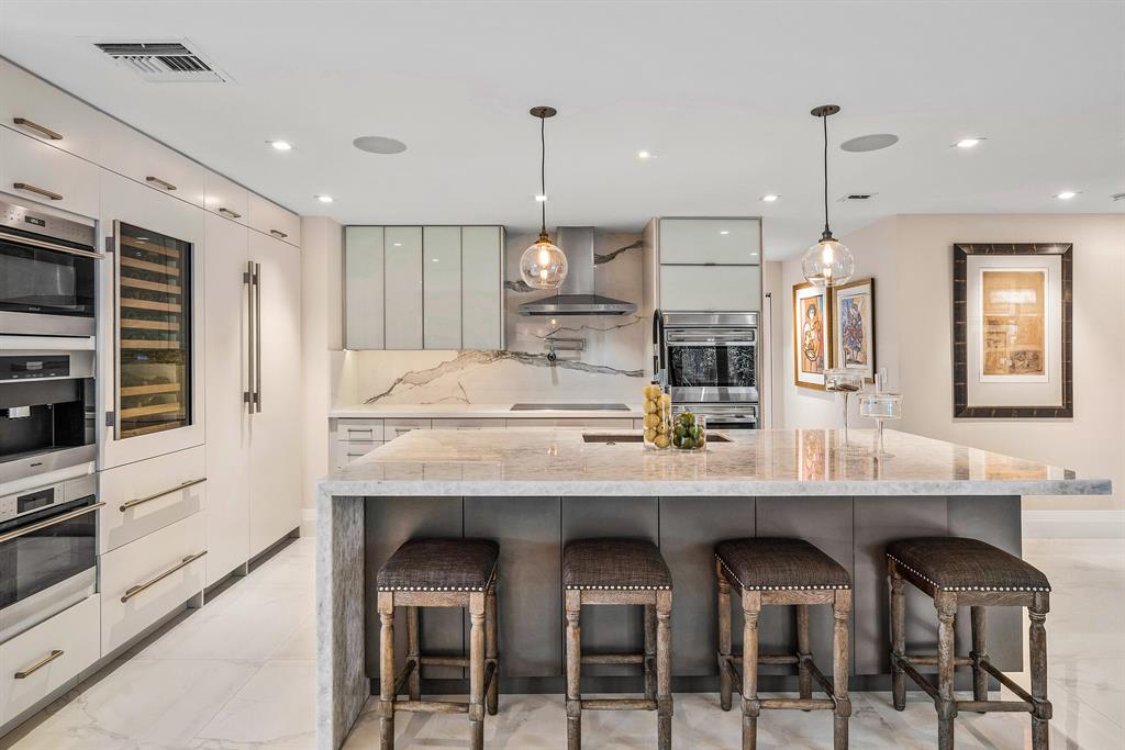 Royal Palm Yacht & Countr - Residential