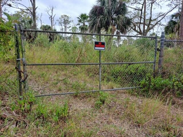 LOXAHATCHEE GROVES - Land