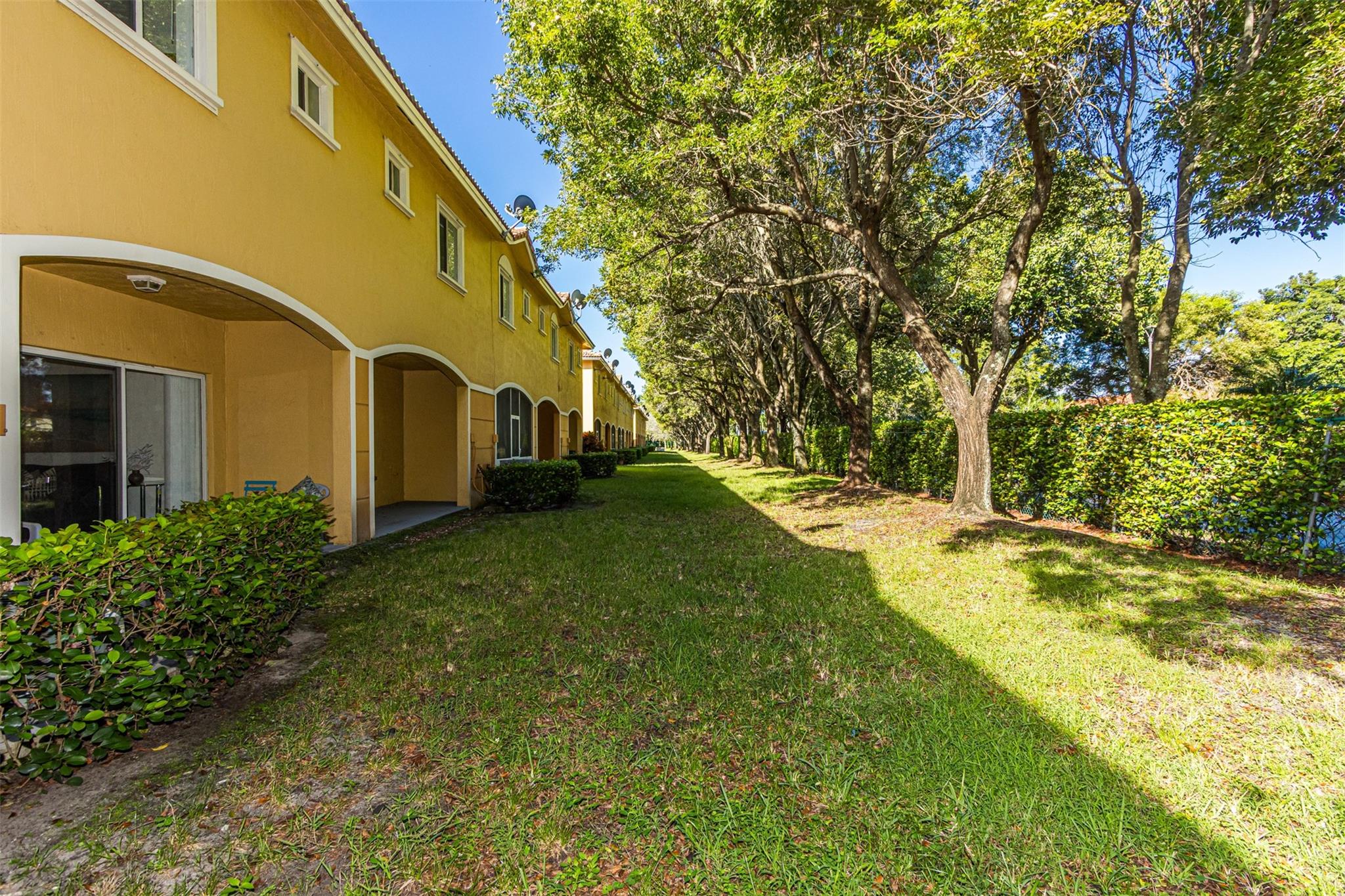 Monte Carlo Townhomes - Residential