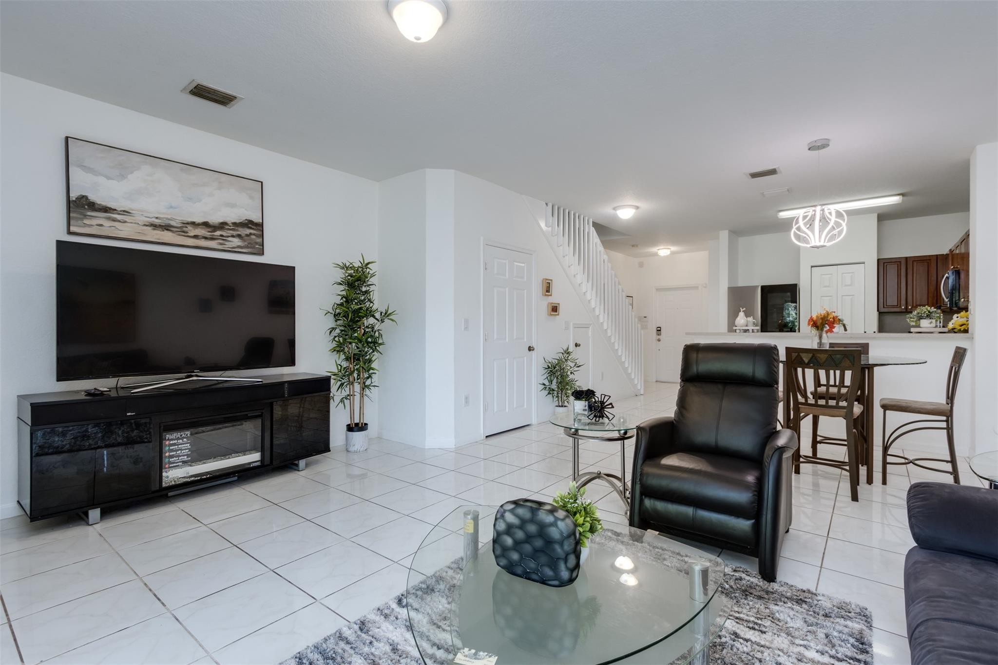 Monte Carlo Townhomes - Residential