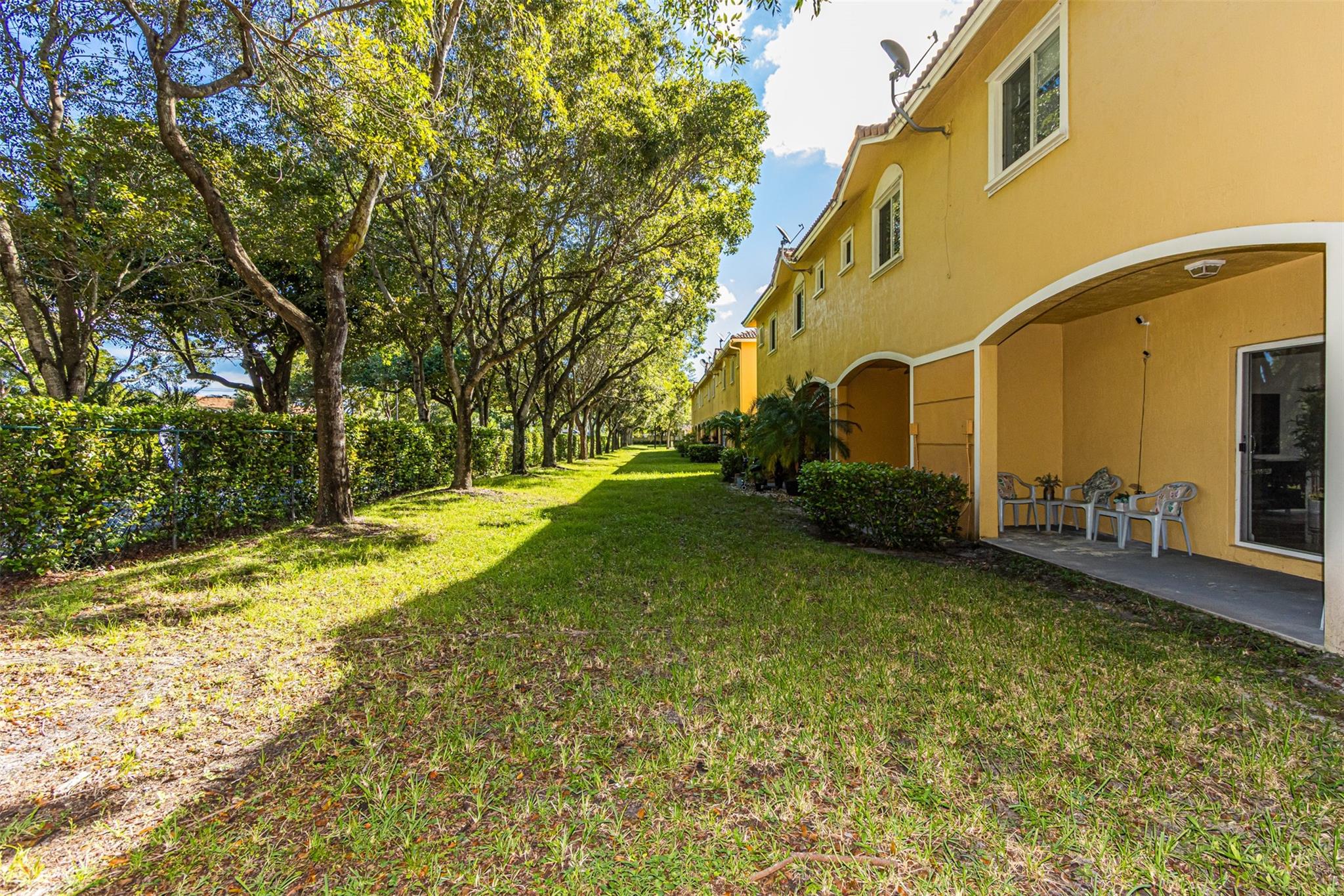 Monte Carlo Townhomes - Residential