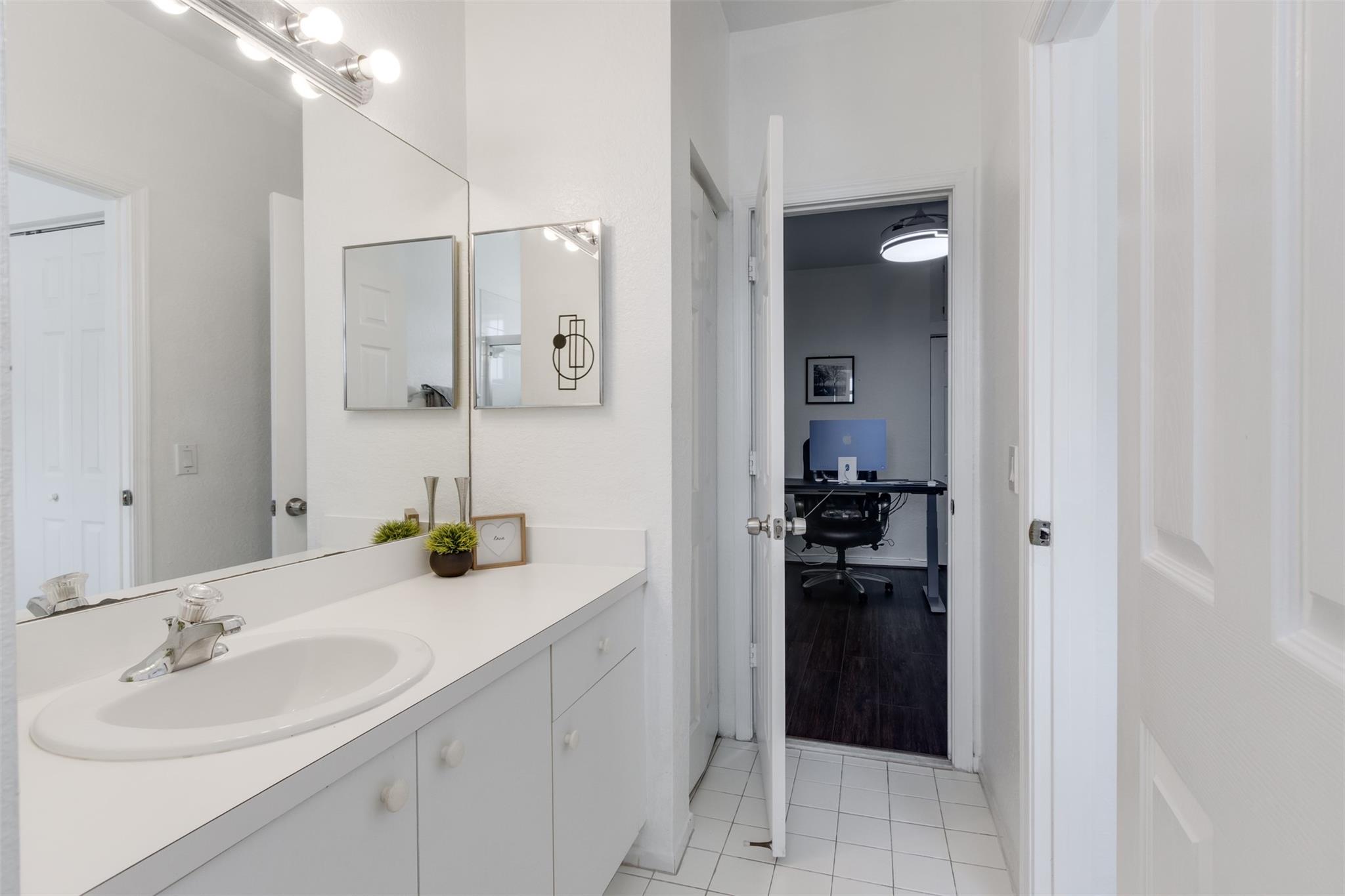 Monte Carlo Townhomes - Residential