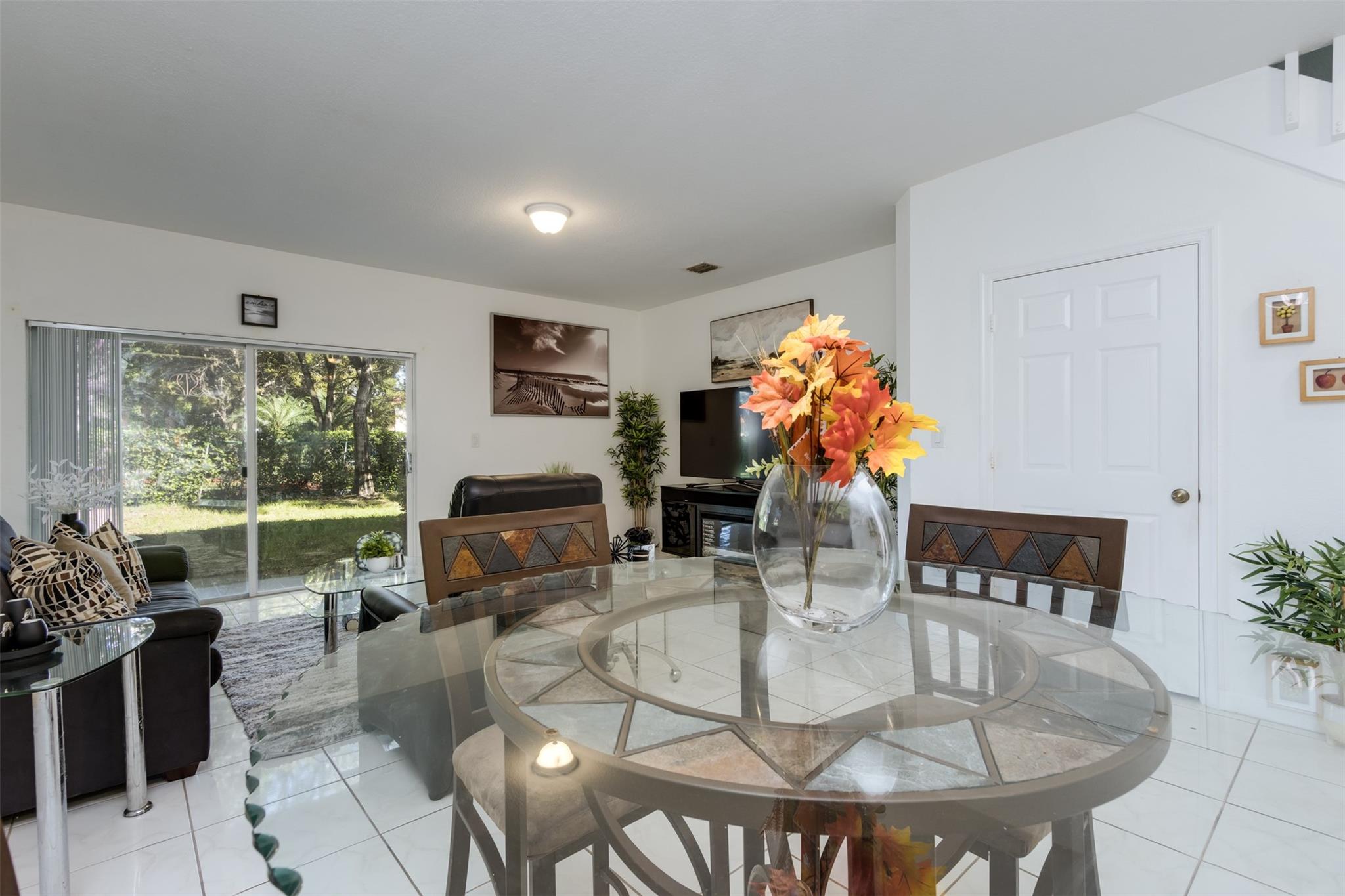 Monte Carlo Townhomes - Residential
